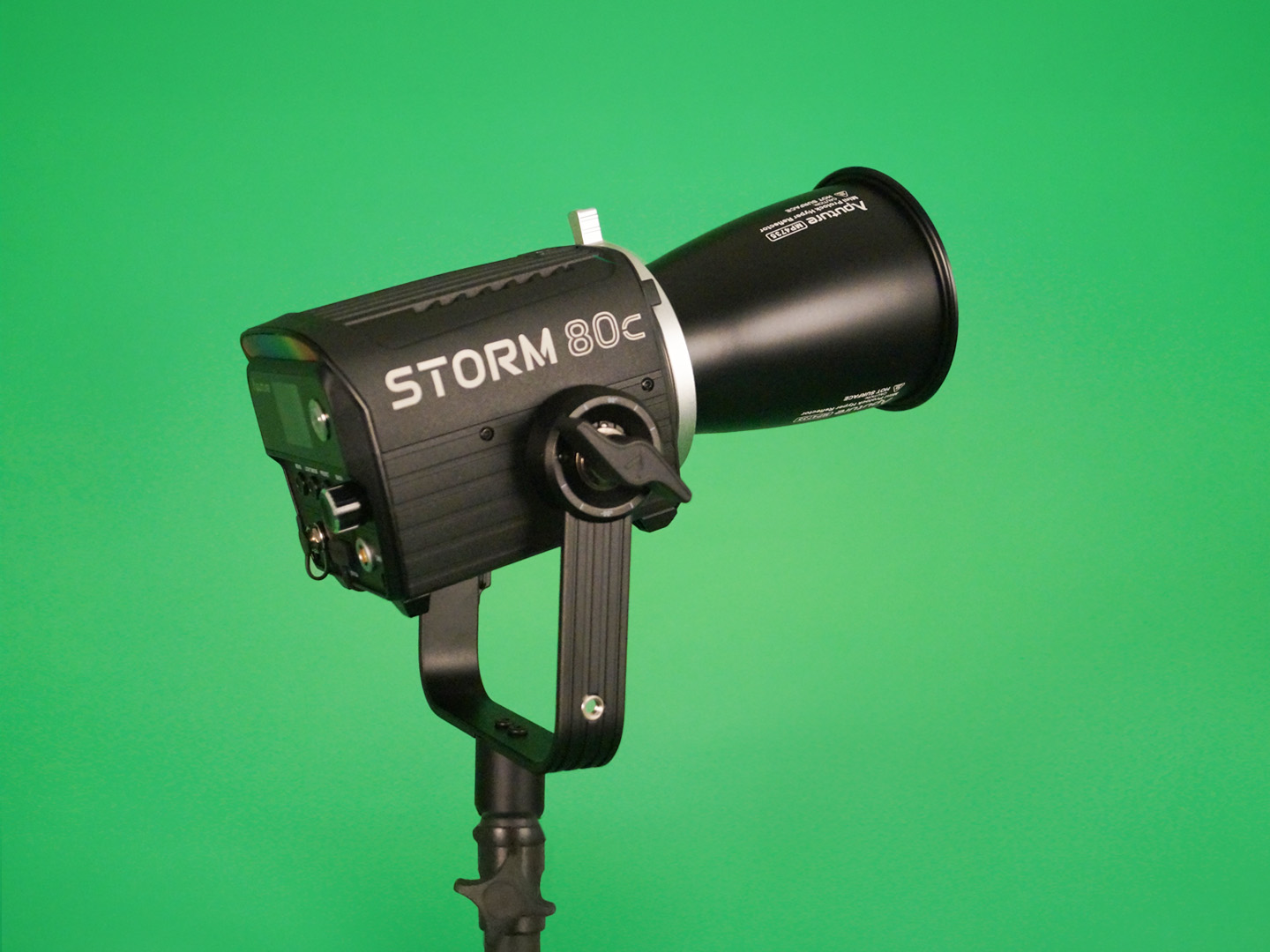 Aputure storm 80c