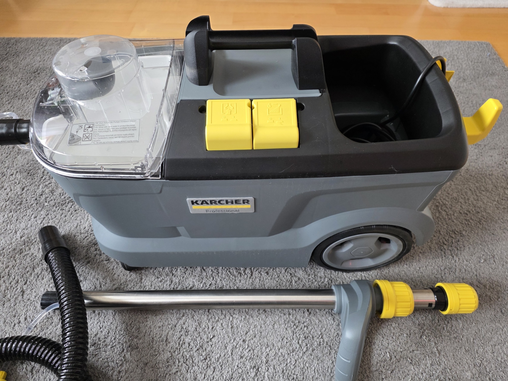 Kärcher puzzi 10/1 tekstiilipesuri