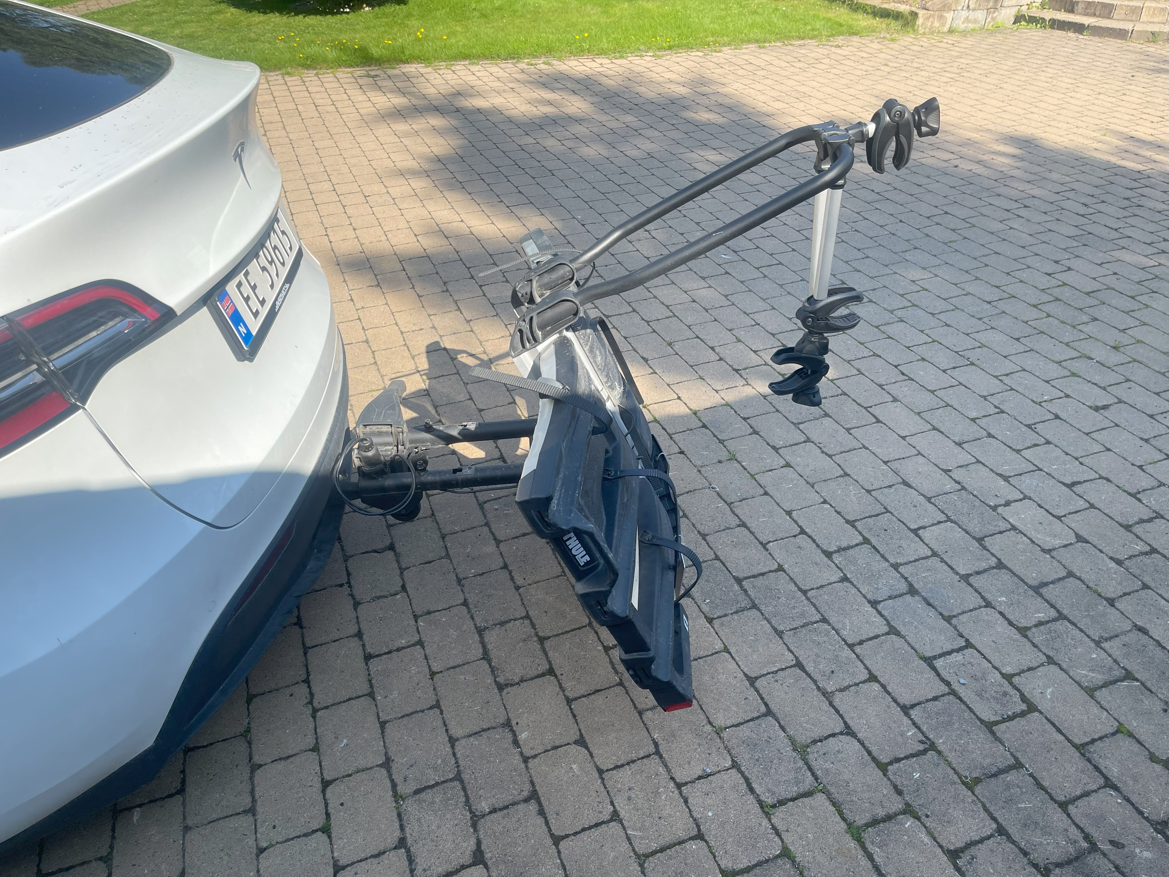 Thule easyfoldxt934 tilhengerstativ for 3 sykler (hengerfeste)