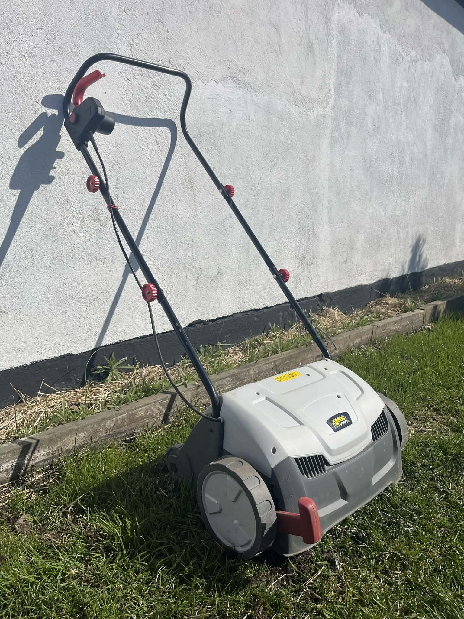 Elektrisk mossrivare  