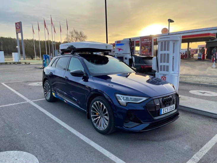 Thule takbox uthyres