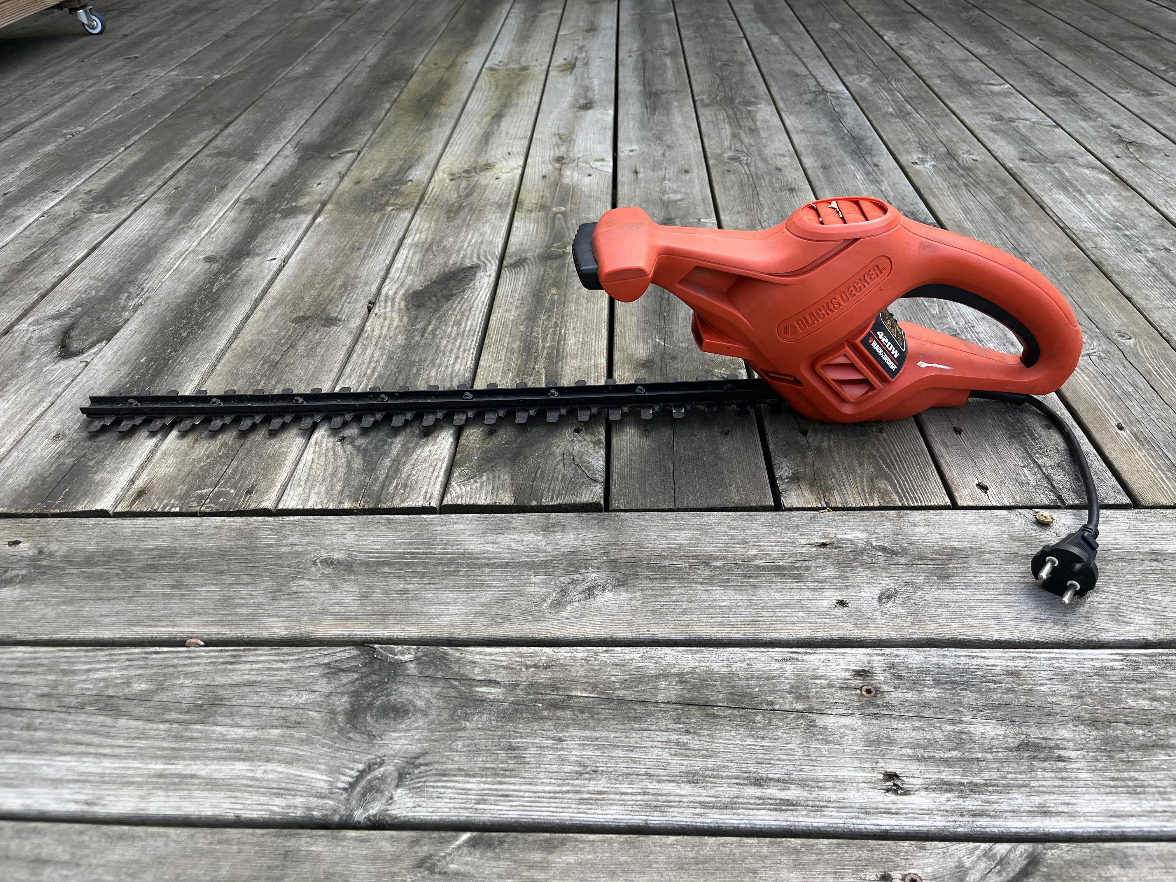 Black & decker häcksax 45 cm