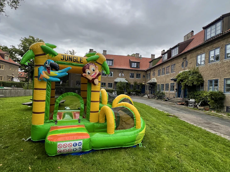 Hoppeslott jungel 4 barn