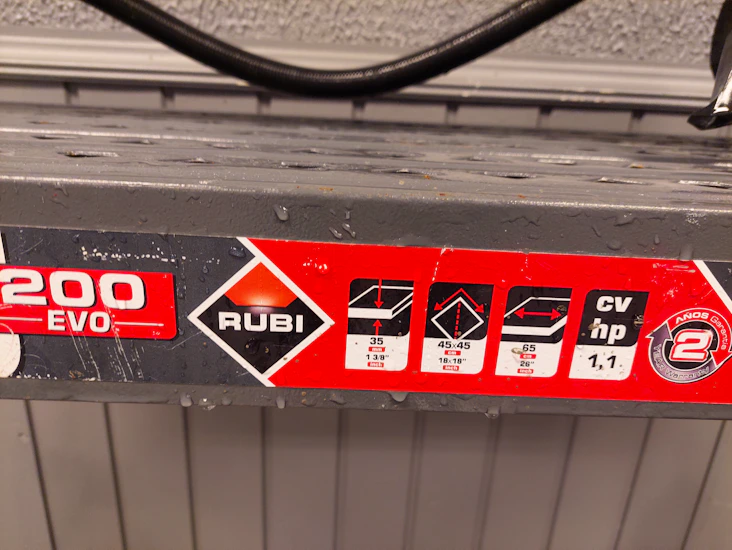 Fliskutter /vannsag rubi