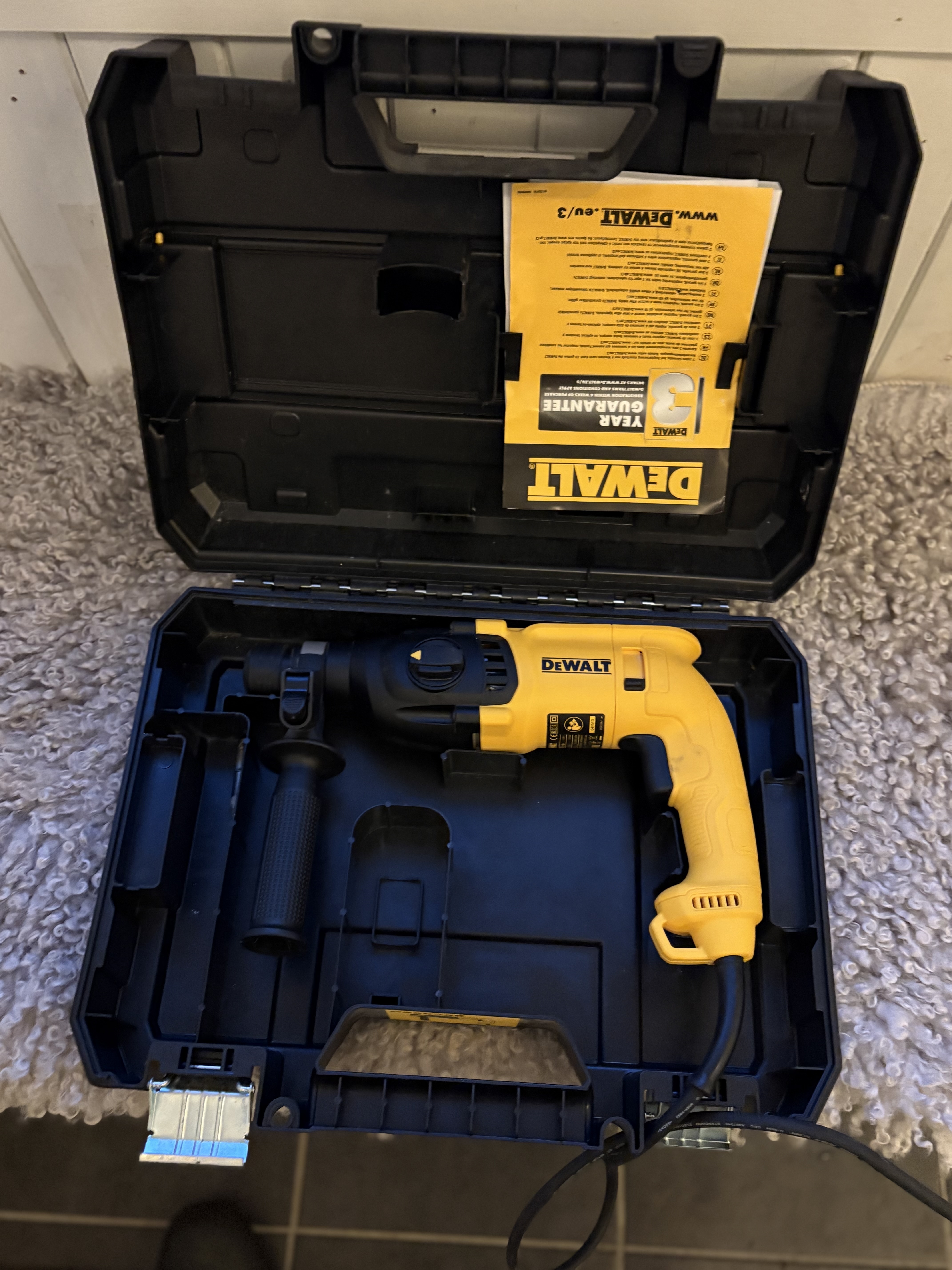Borrhammare dewalt