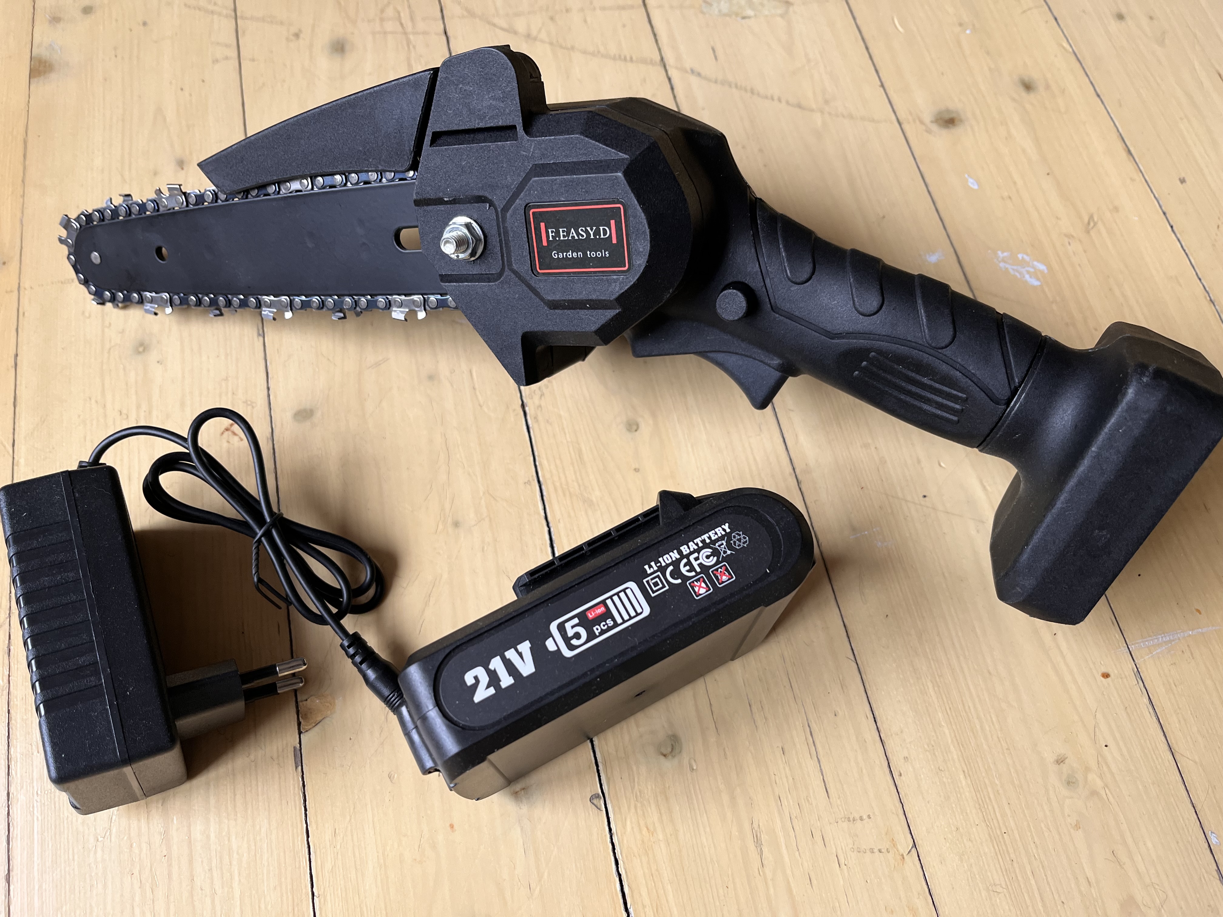 Batteridriven grensåg