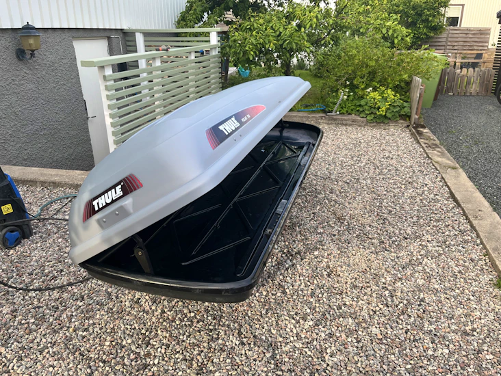 Takbox thule uthyres