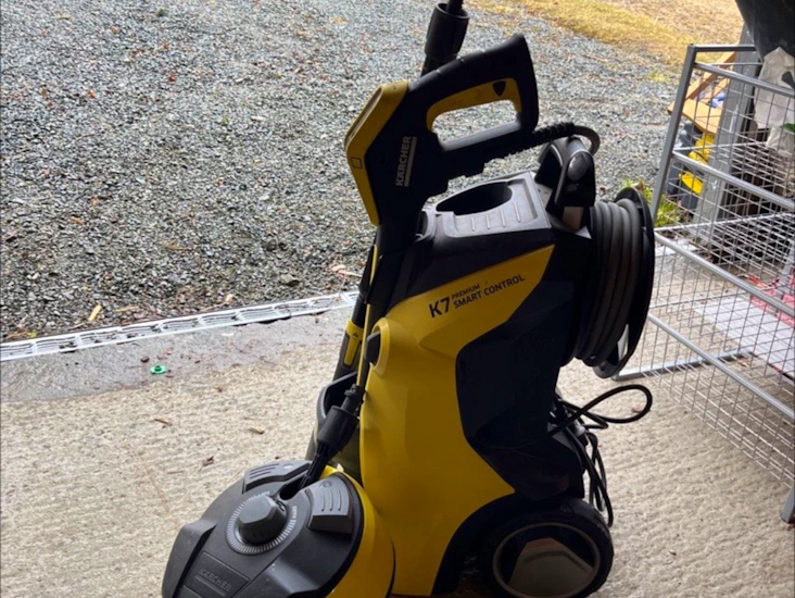 Høytrykksspyler med terassevasker.