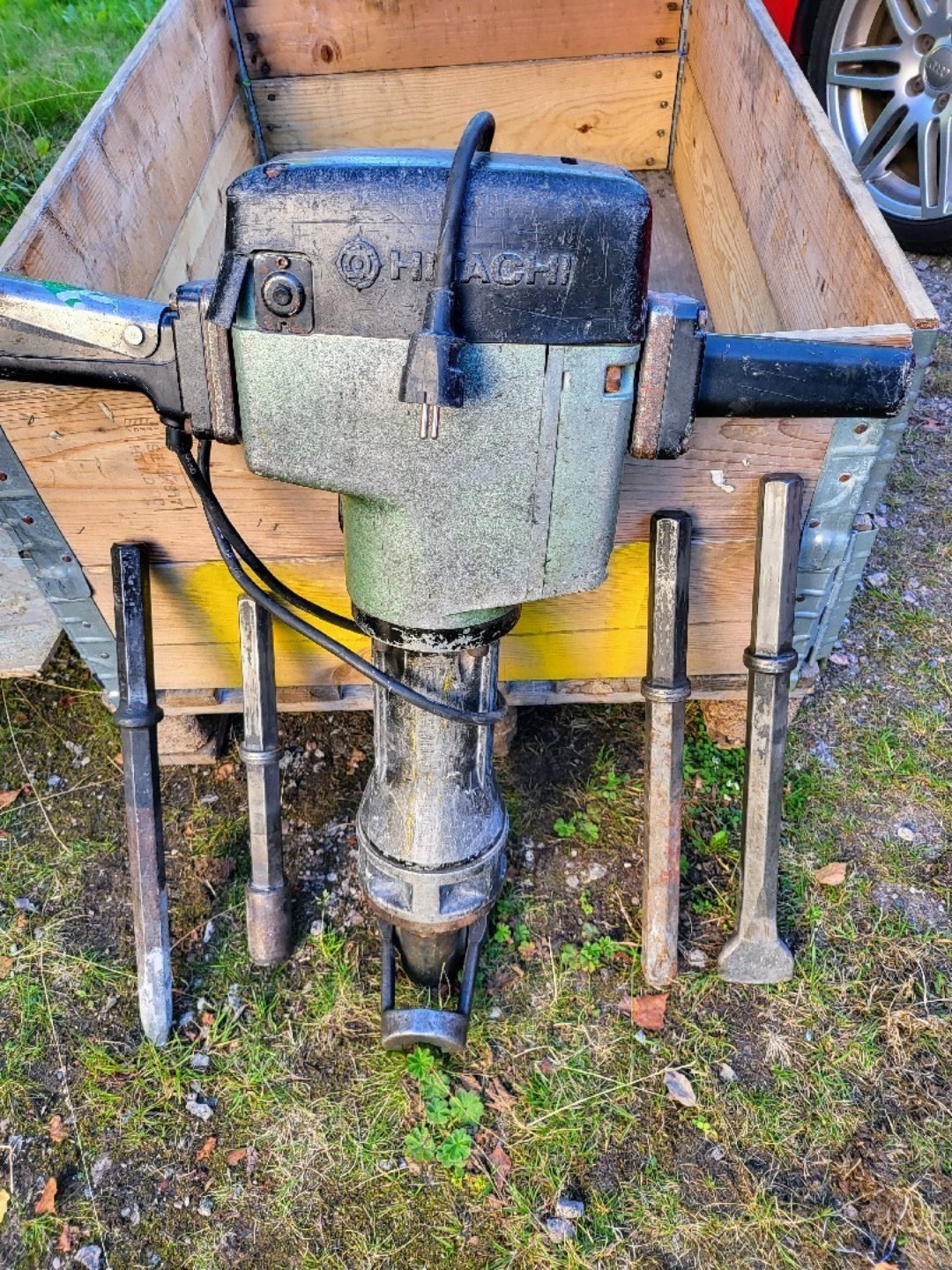 Hitachi 55 joule maskin, h 90 sc.