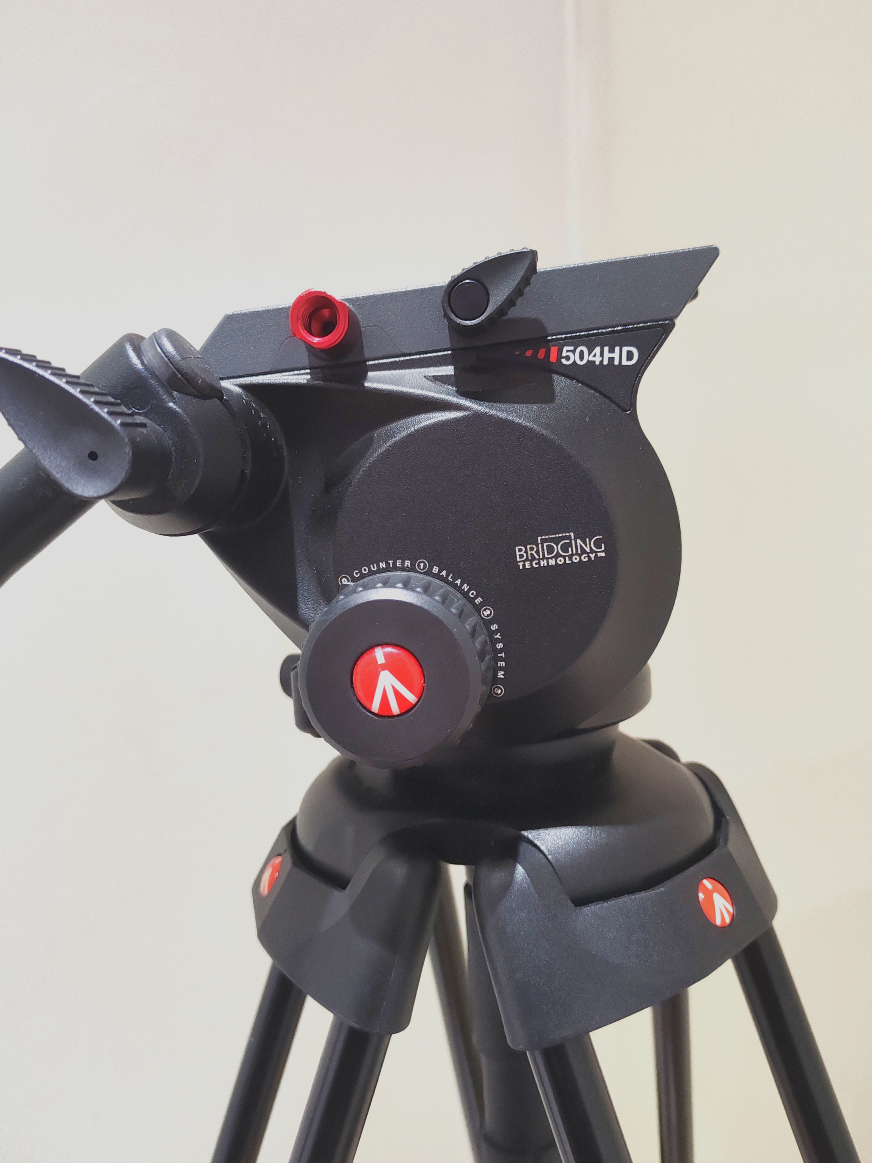 Manfrotto 504hd video trplipod