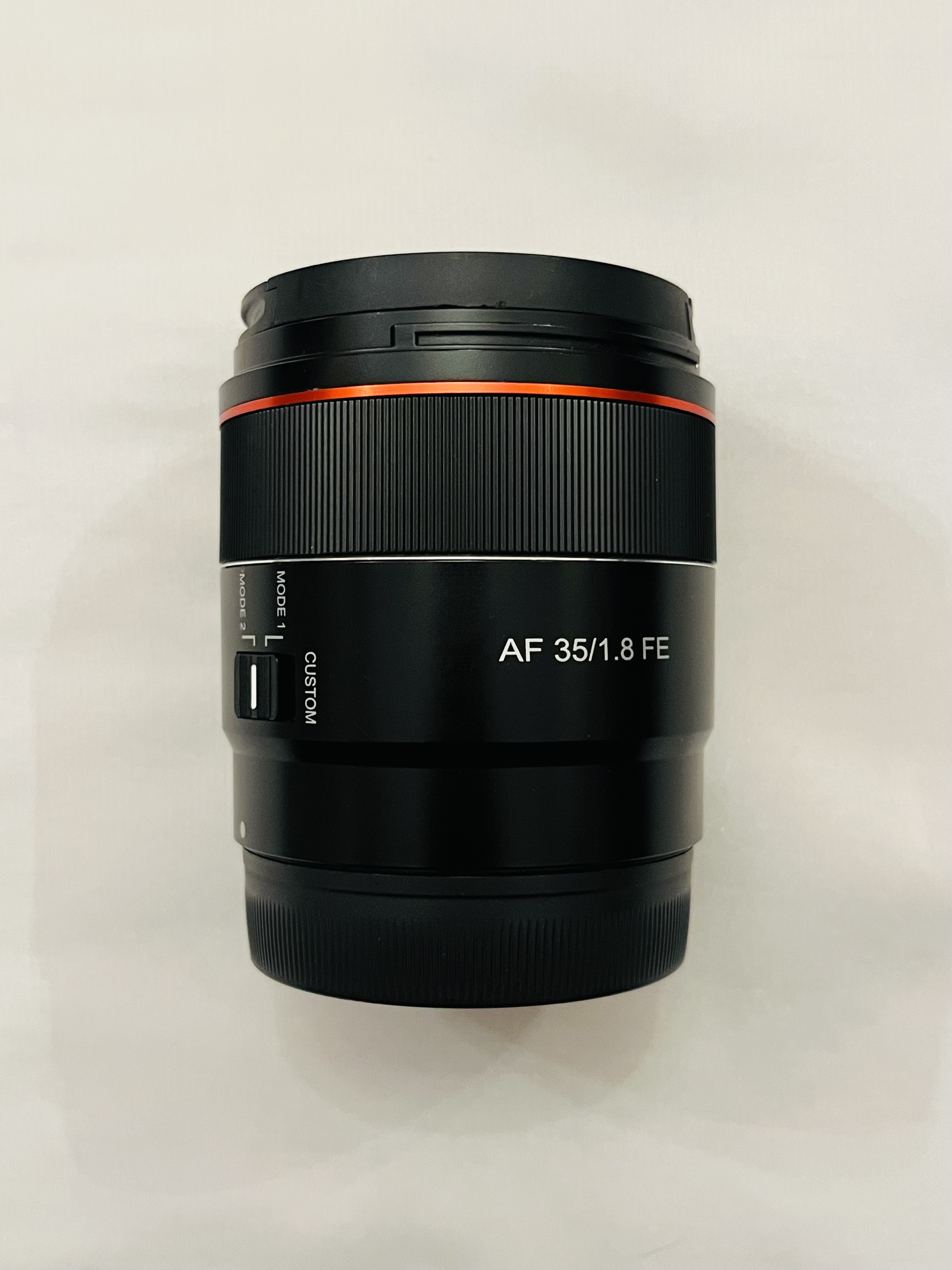 Samyung 35mm 1.8 prime lens sony e-mount