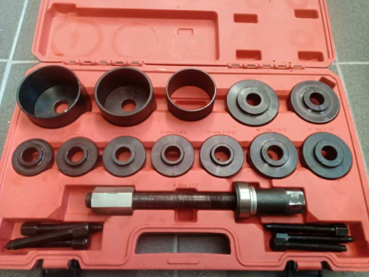 Verktygssats hjullager