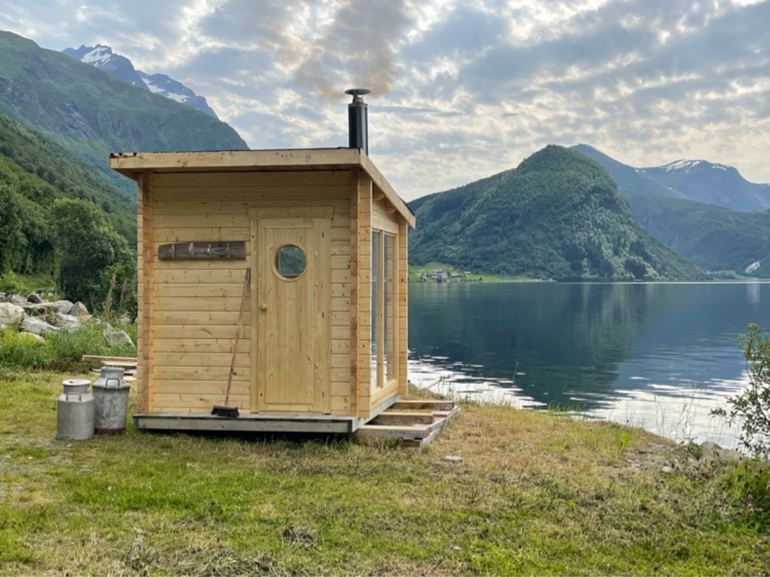 Fyrhuset ved fjorden