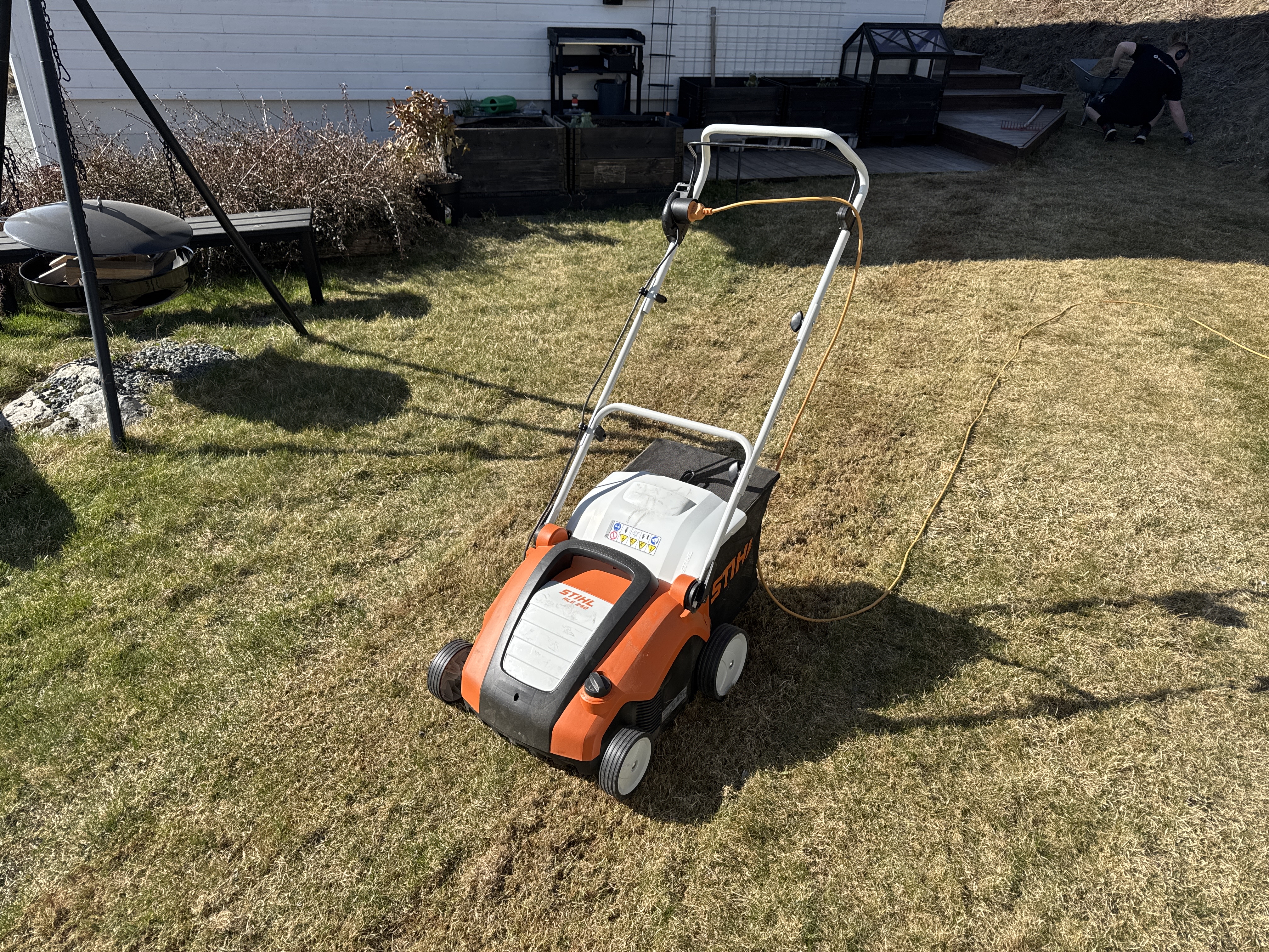 Stihl rle 240 plenlufter / vertikalskjærer / mosefjerner