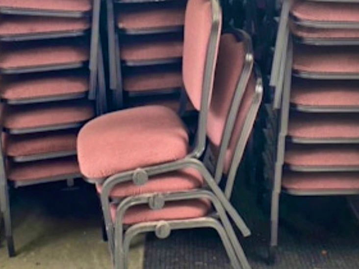 Bekväma stolar 10 st ( finns fler)