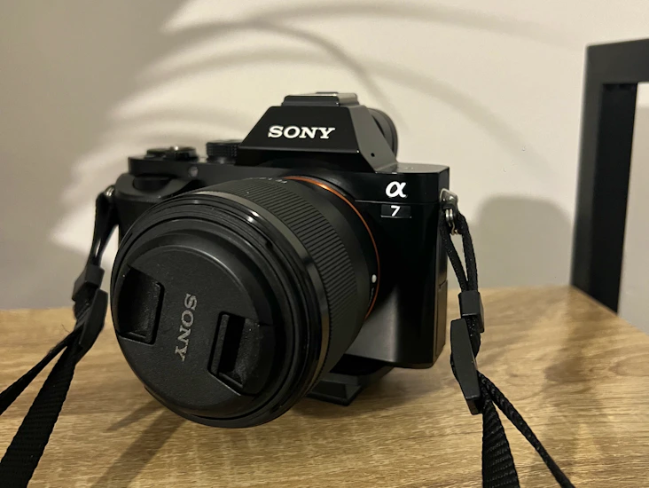 Sony mirrorless alpha 7