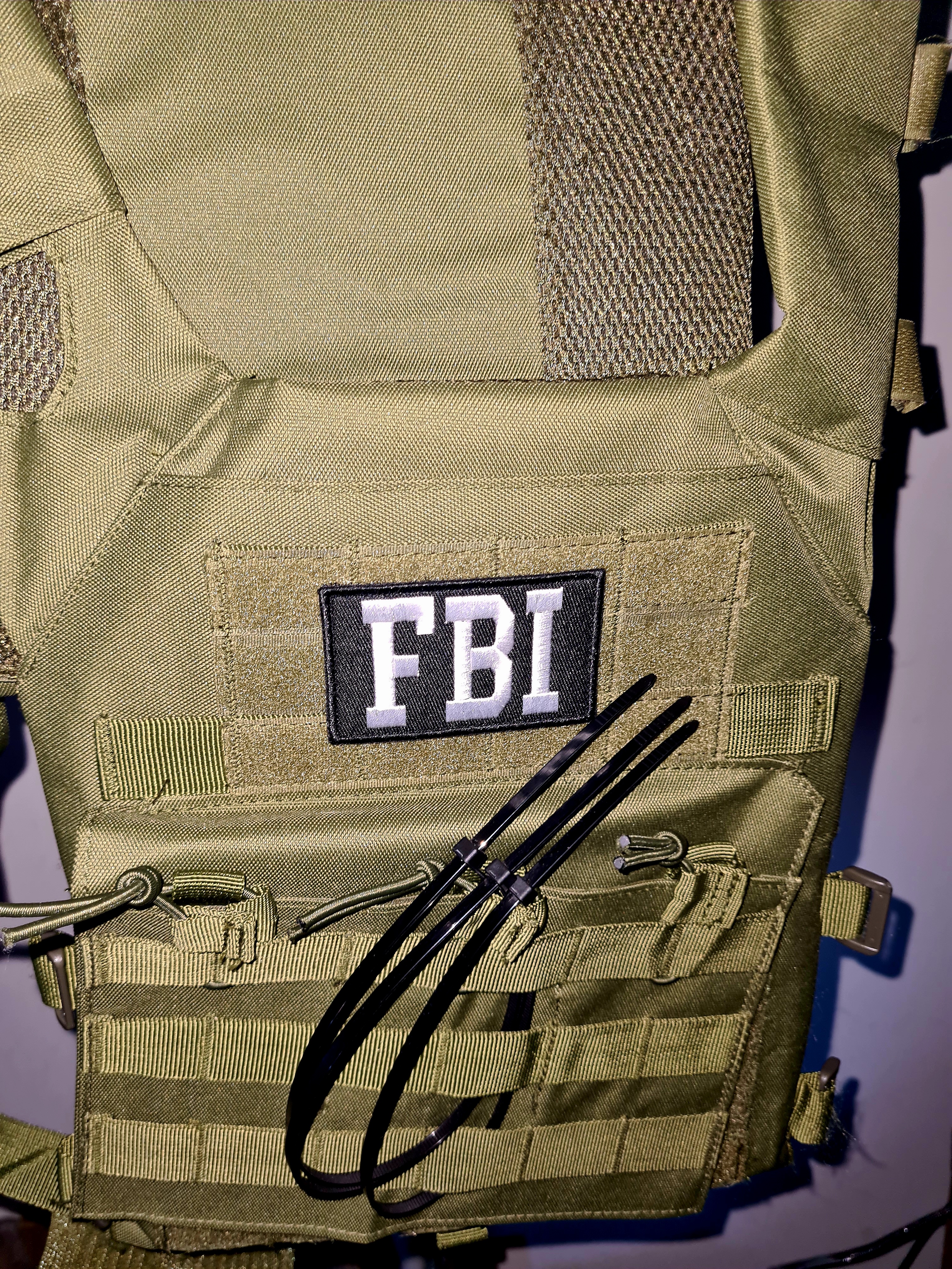 Green tactical vest 