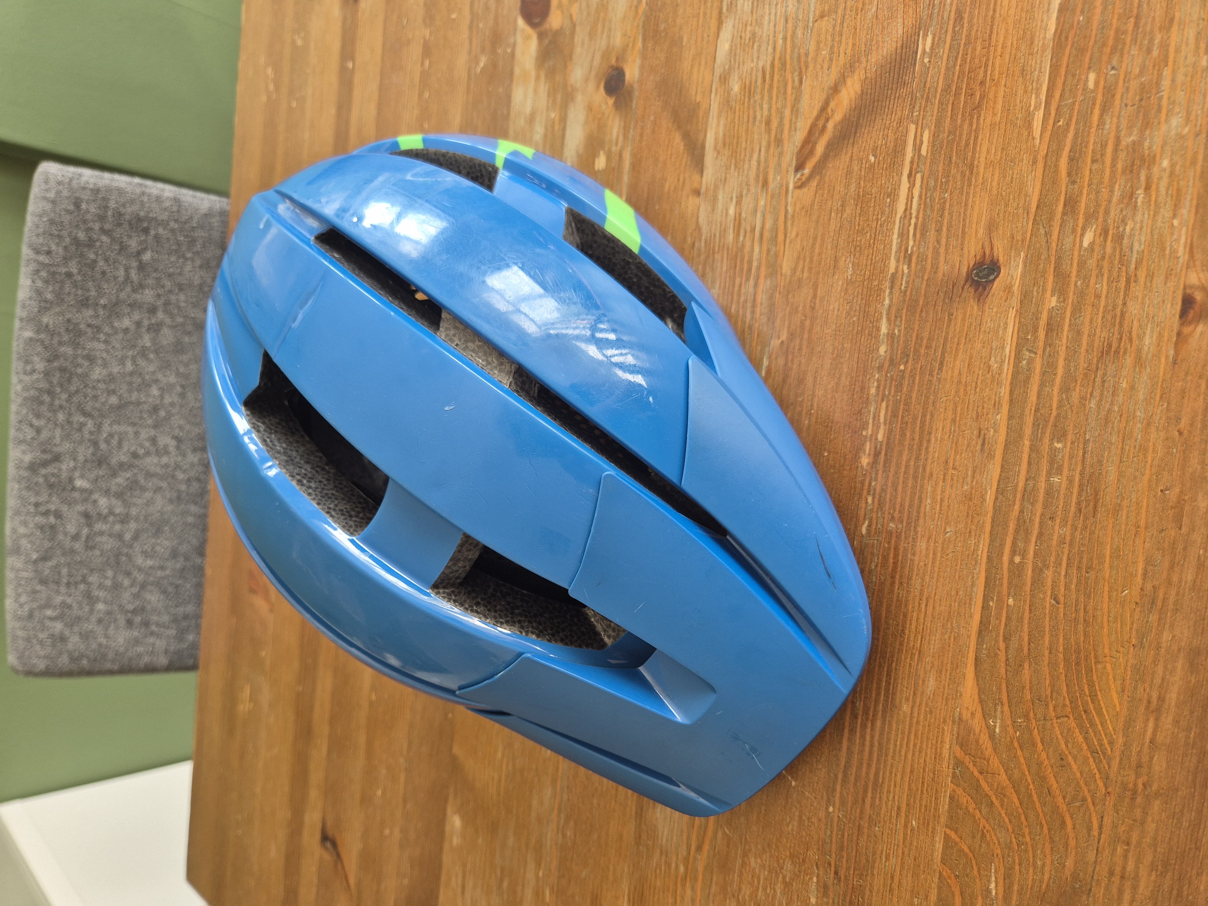 Cykelhjälm storlek 51-55