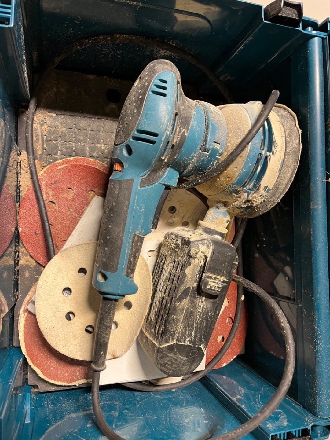 Makita eksentersliper 125mm bo5041