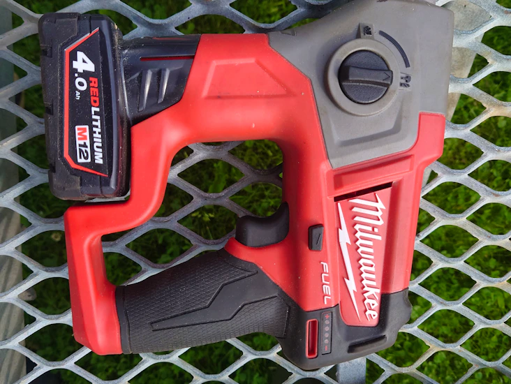 Milwaukee m12 med borrlåda