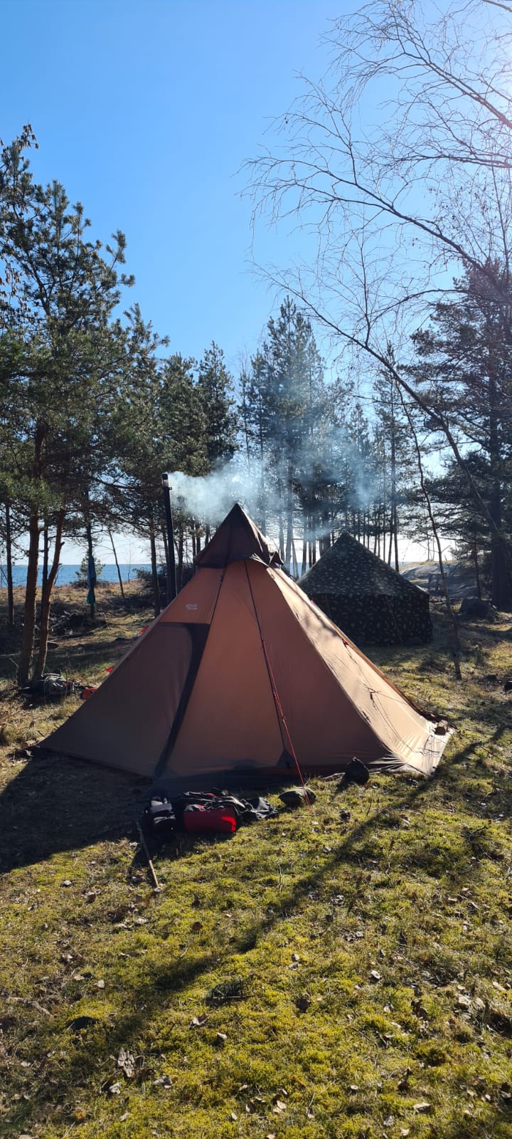 Kotateltta nova explorer ja kamina 