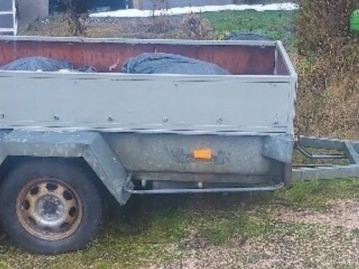 Fin bromsad släpvagn 750kg