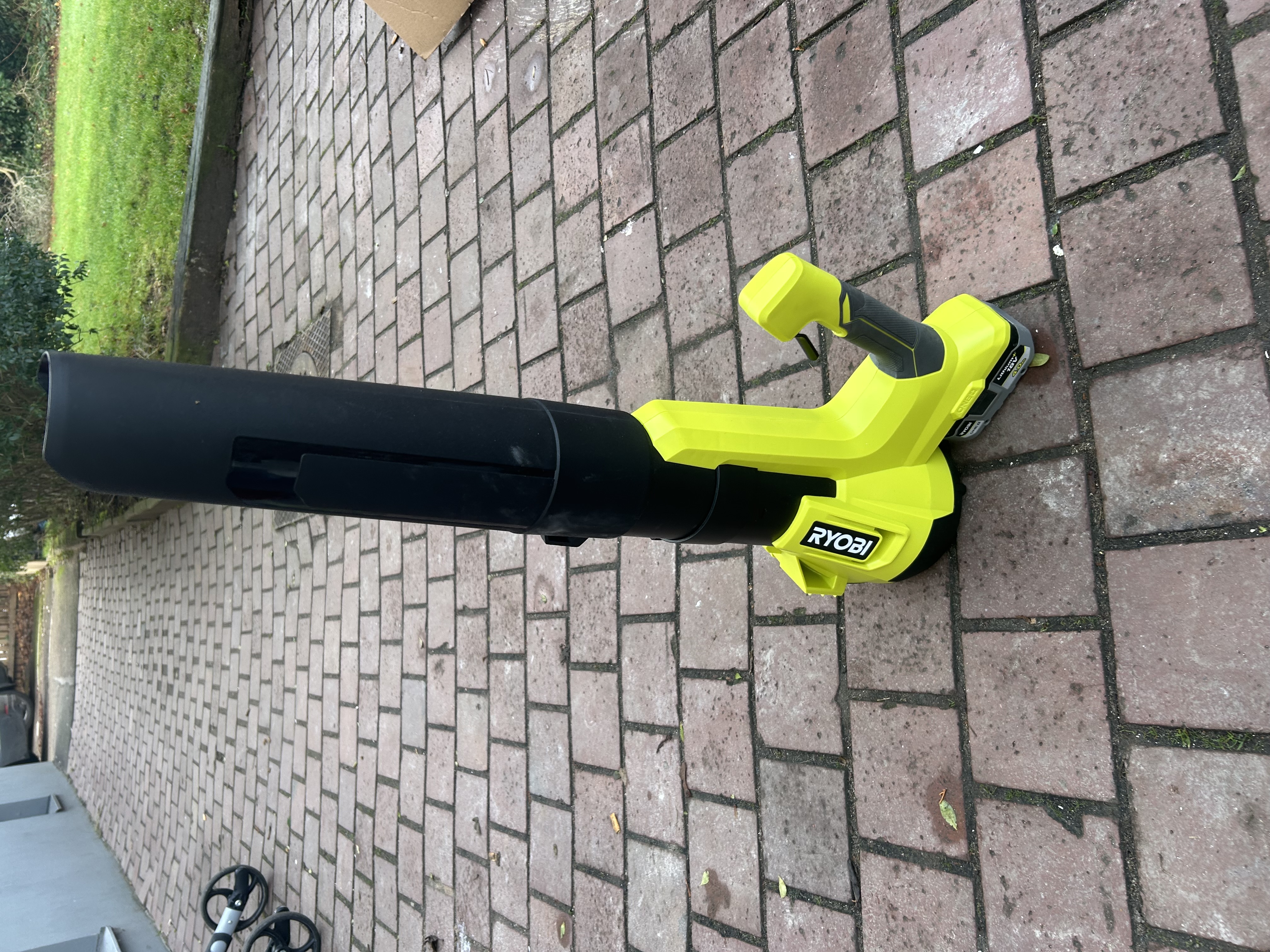 Ryobi lövblås 18v