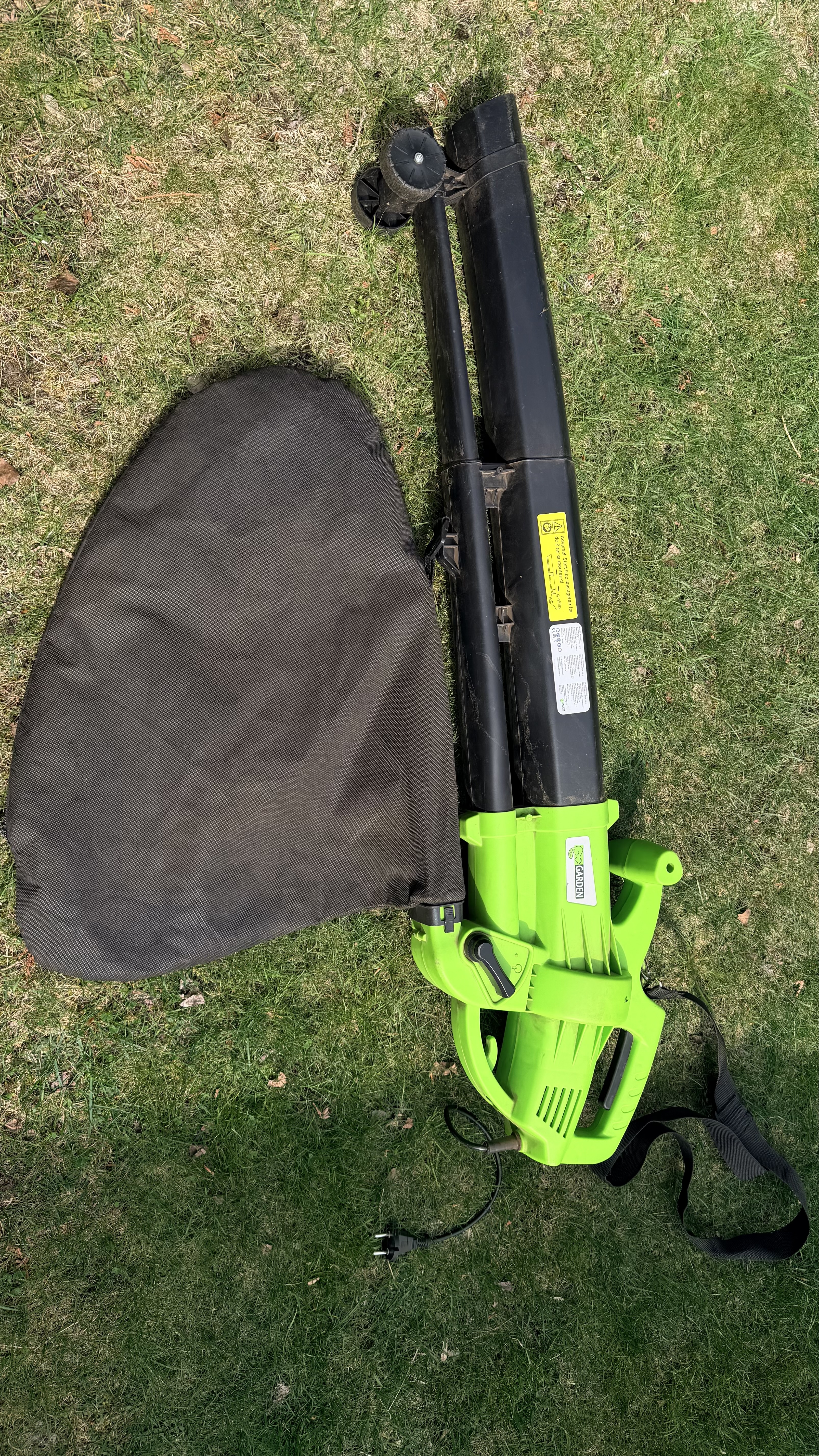 Leaf blower/sucker 3000w