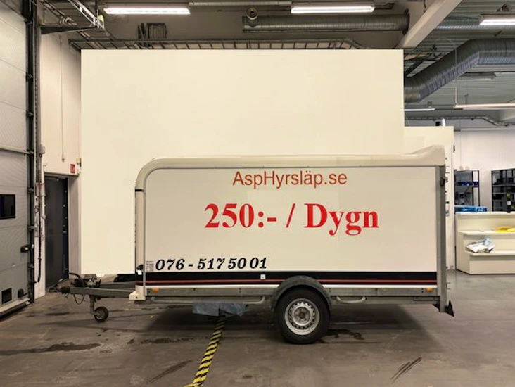 Skåpsläp (mellan stor) 9 kubik