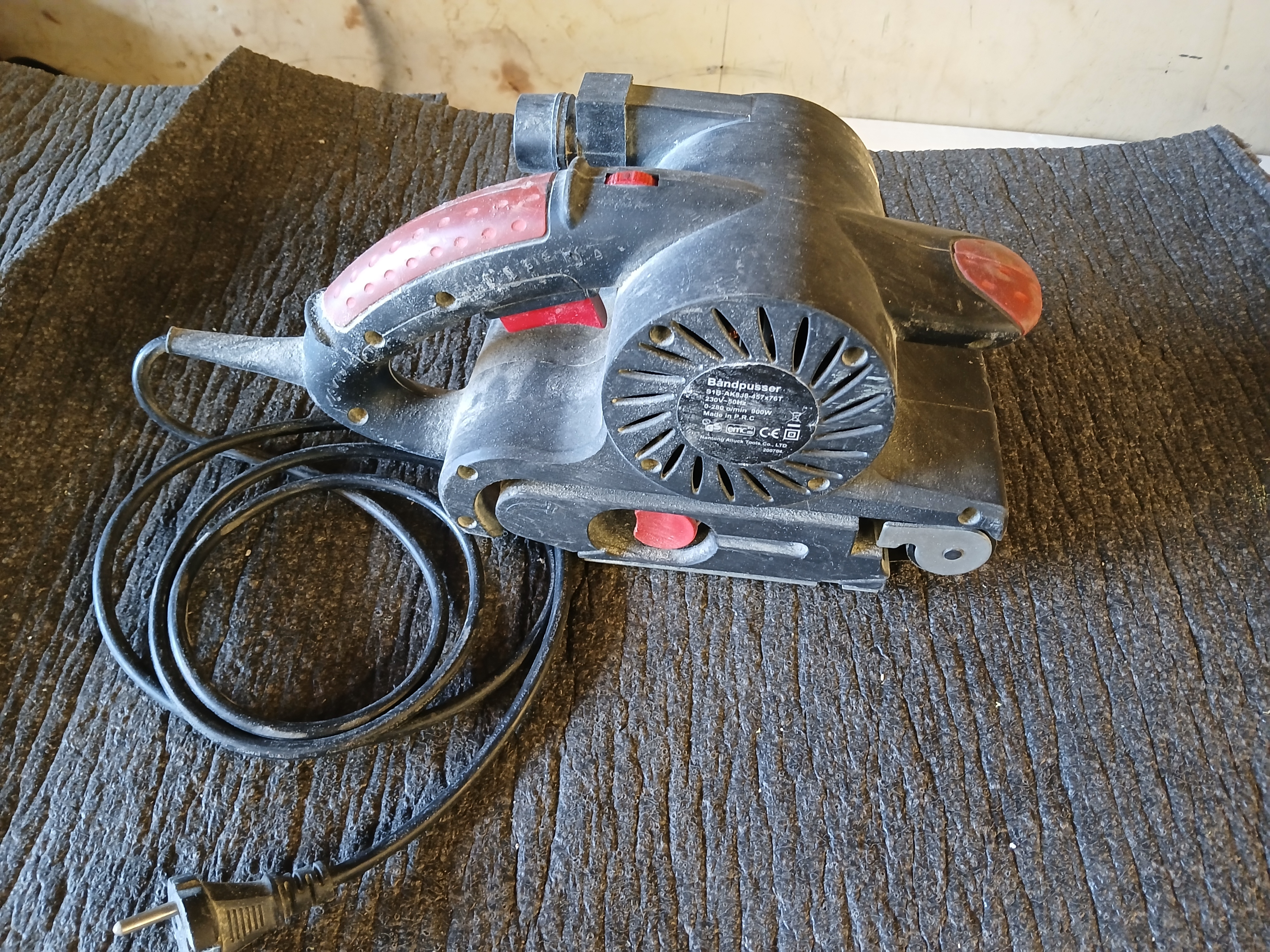 Båndslipemaskin