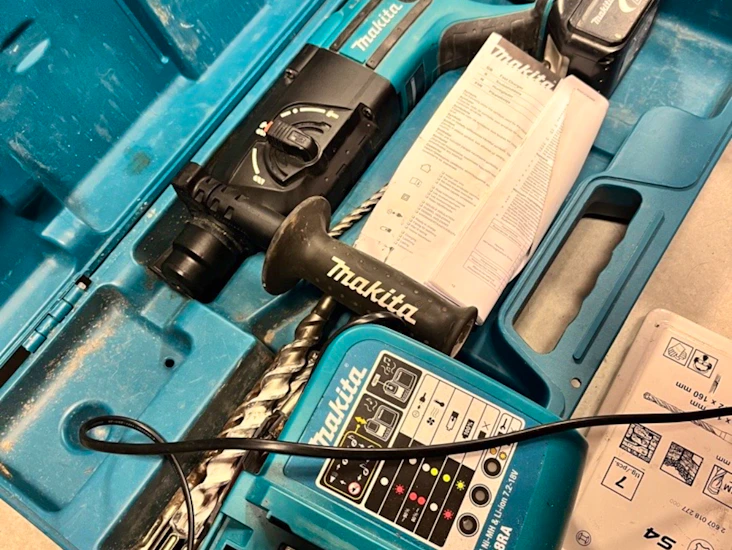 Makita 18 volt slagbor/meisel maskin