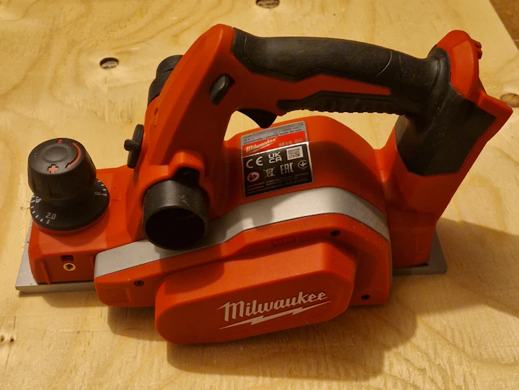 Elhyvel, milwaukee m18 bp-402c