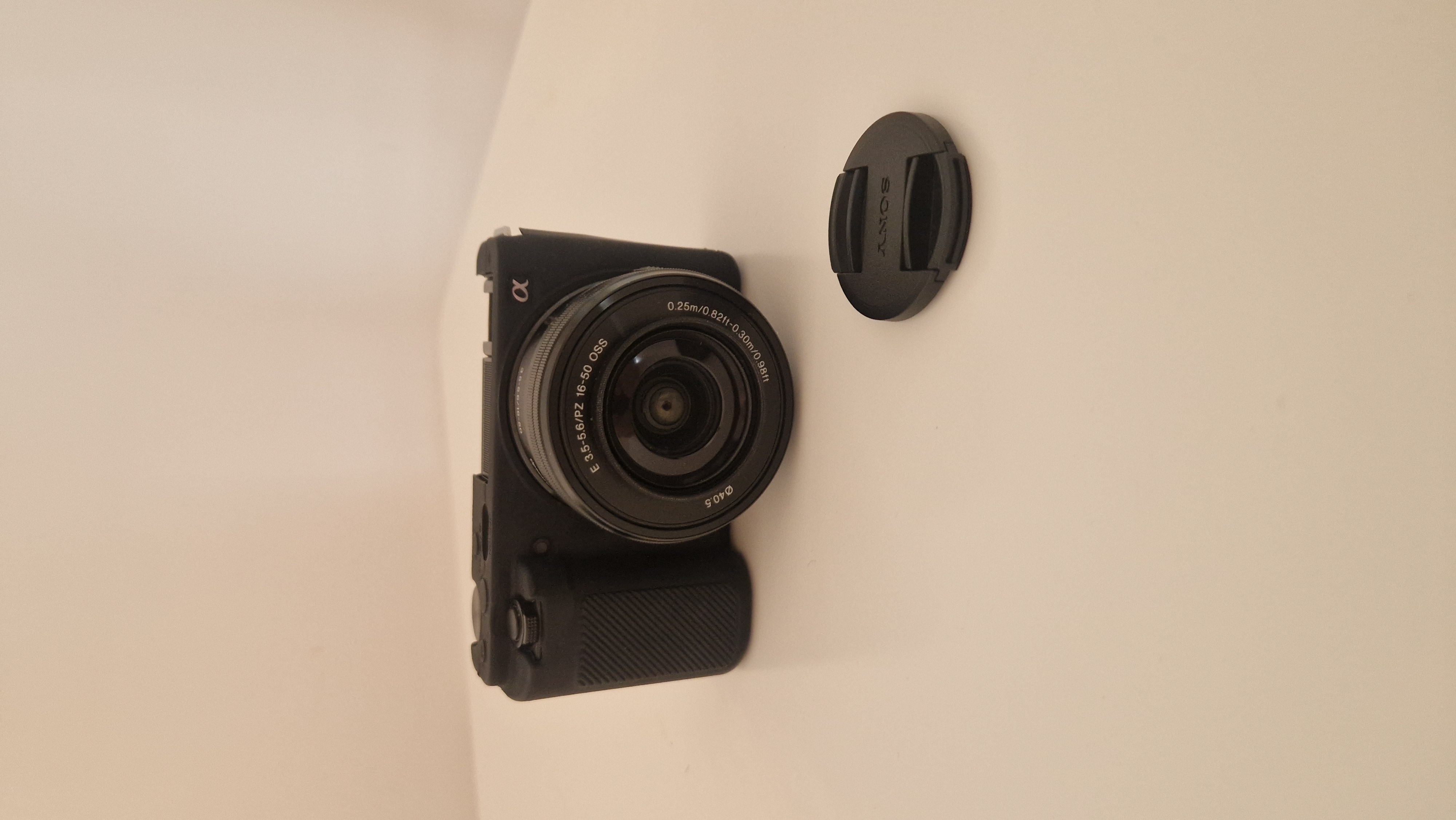  kompakt fotopaket för foto & video – sony zv e 10  + røde + stativ+ ljuspaket