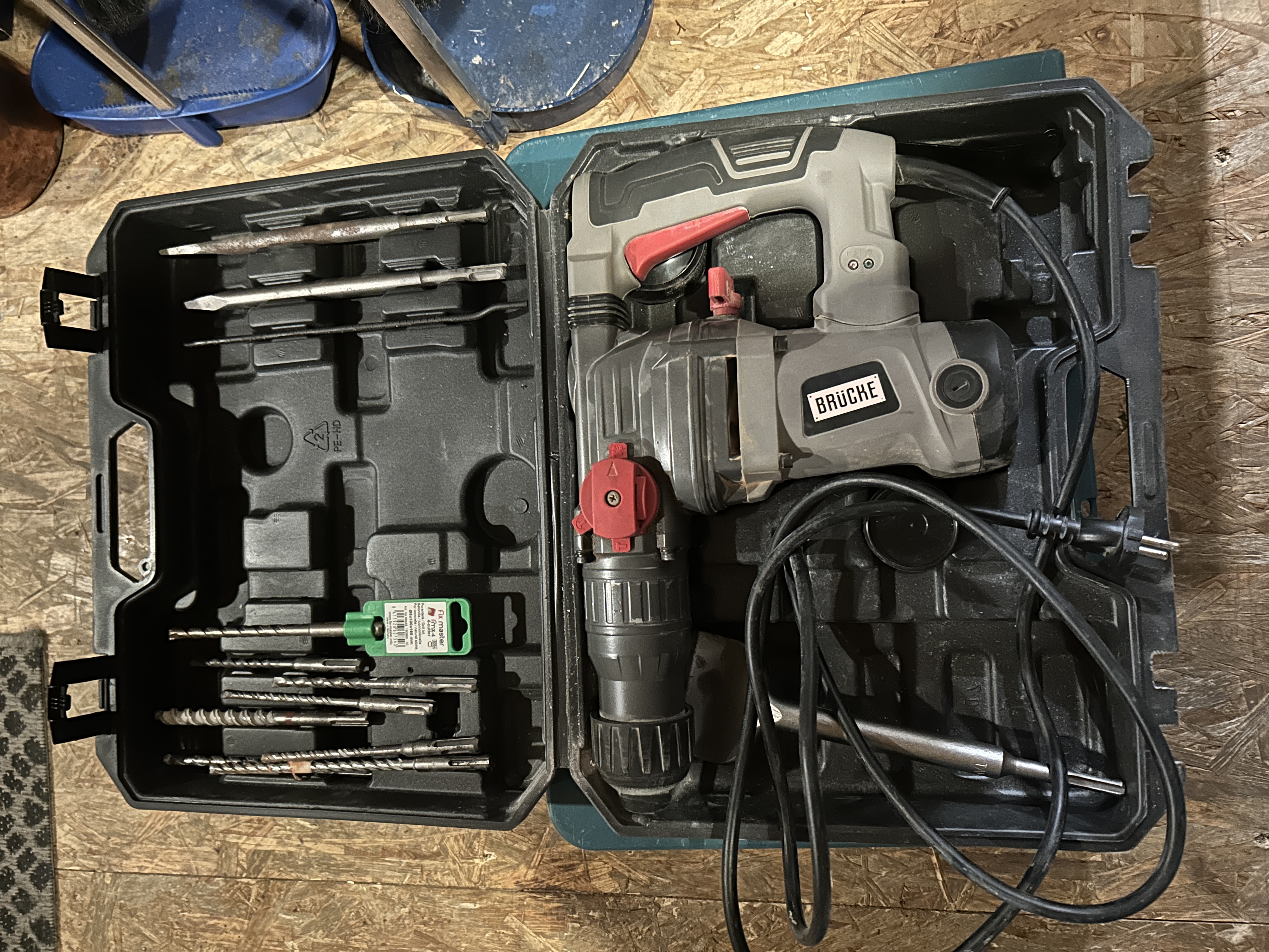 Poravasara ja teriä ym.