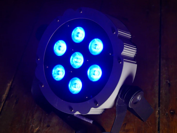 Set of 6 showtec compact par 7 tri - rgb led pars