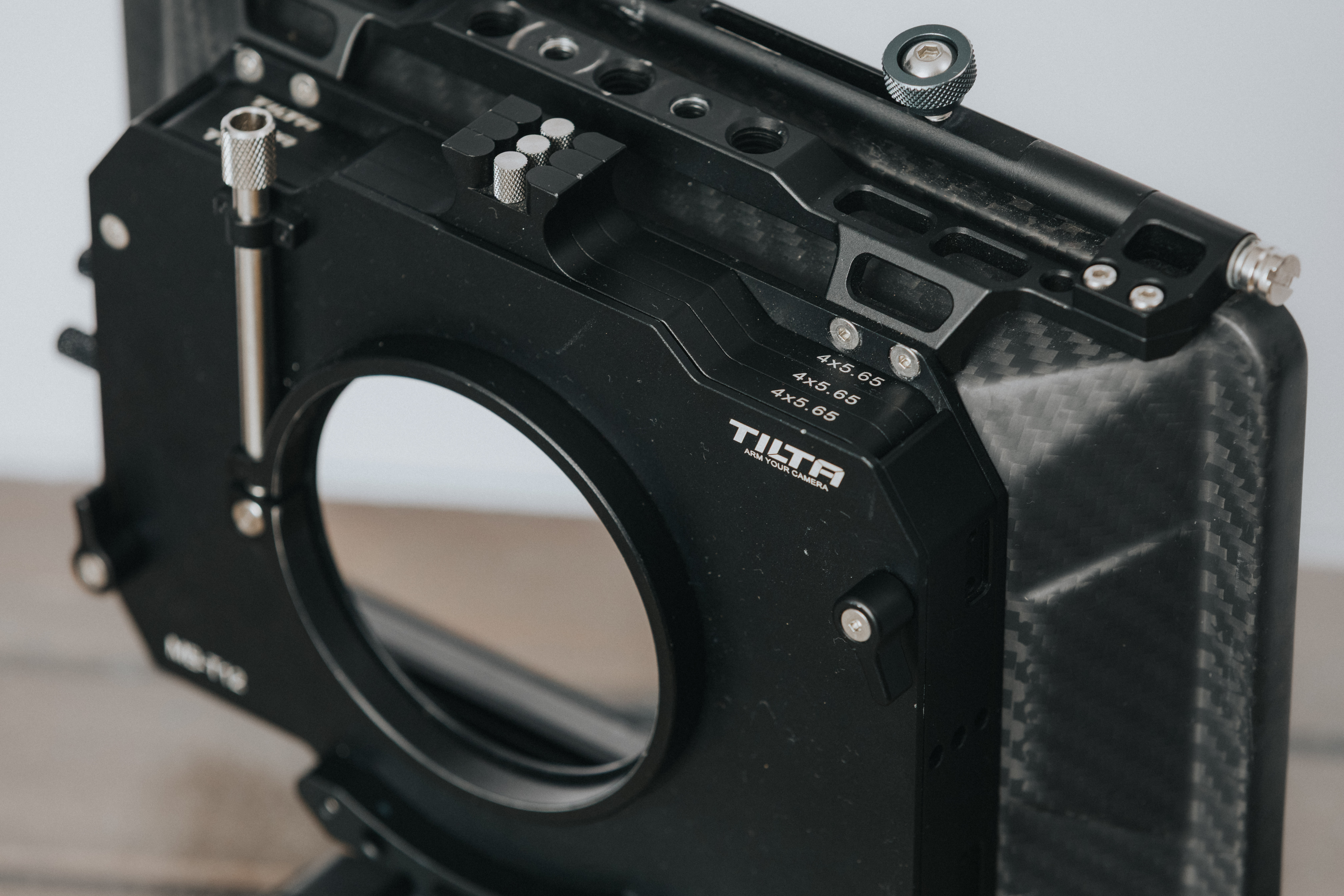 Tilta mb-t12 matte box – clip-on or 15mm rod mount