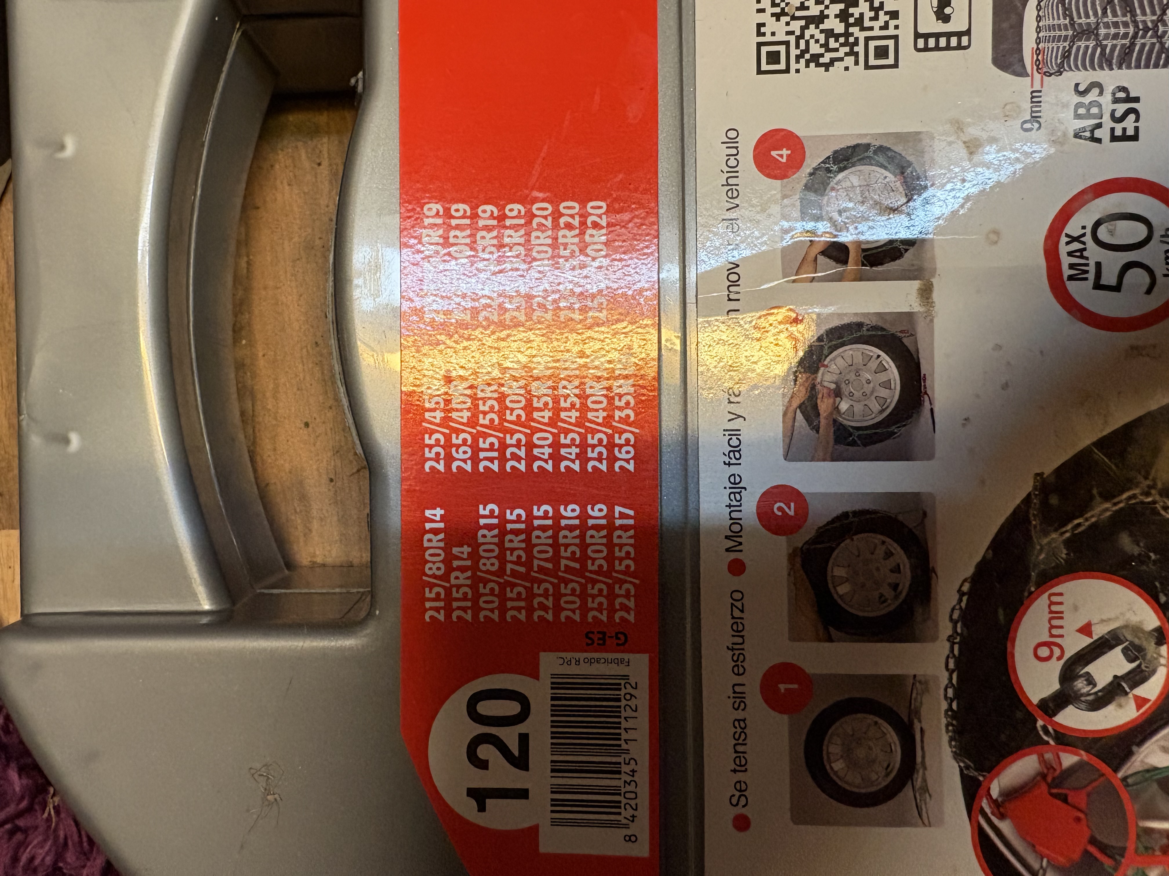 Oanvända snökedjor