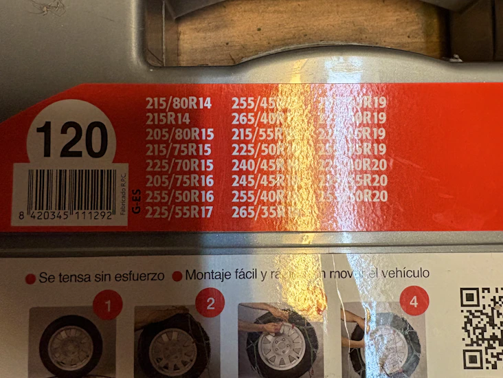 Oanvända snökedjor