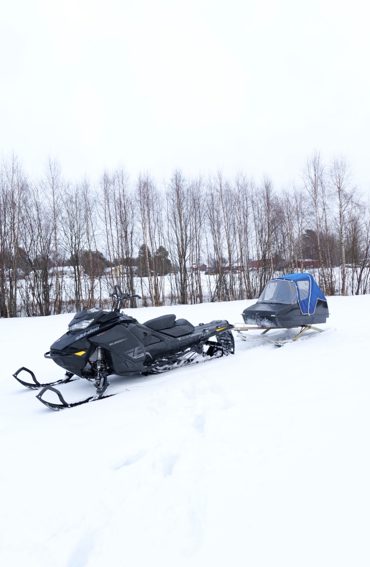 Uthyrning ski-doo summit sp600 146