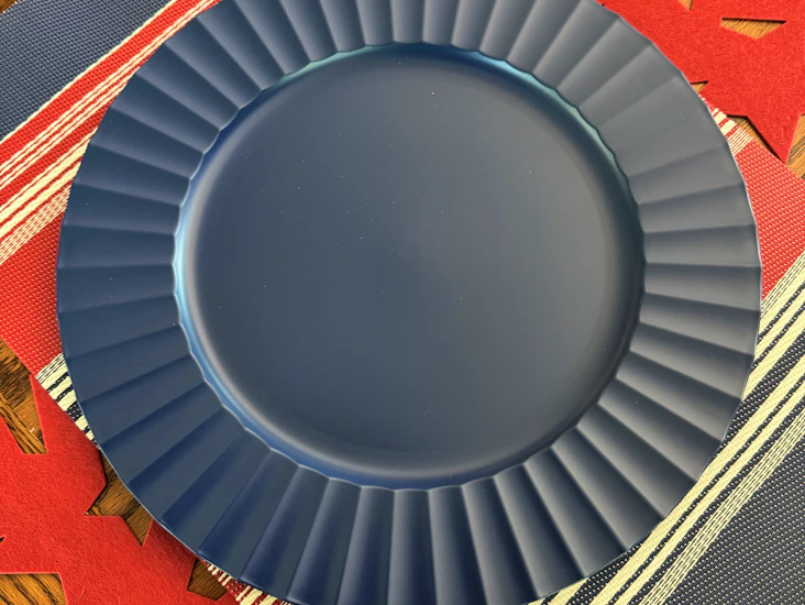 Charger plates blue