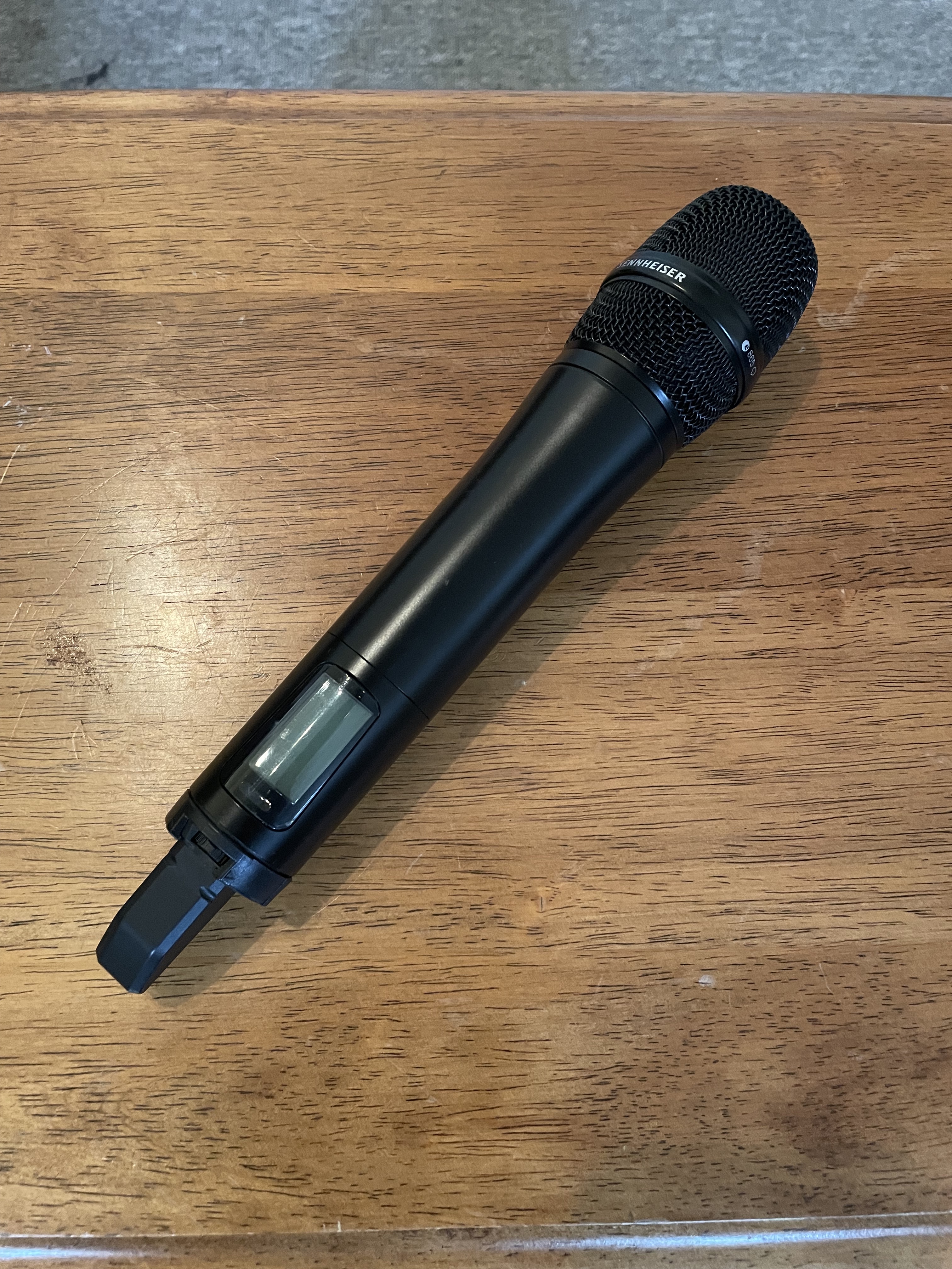 Sennheiser g4 handheld microphone w/ super-cardioid capsule