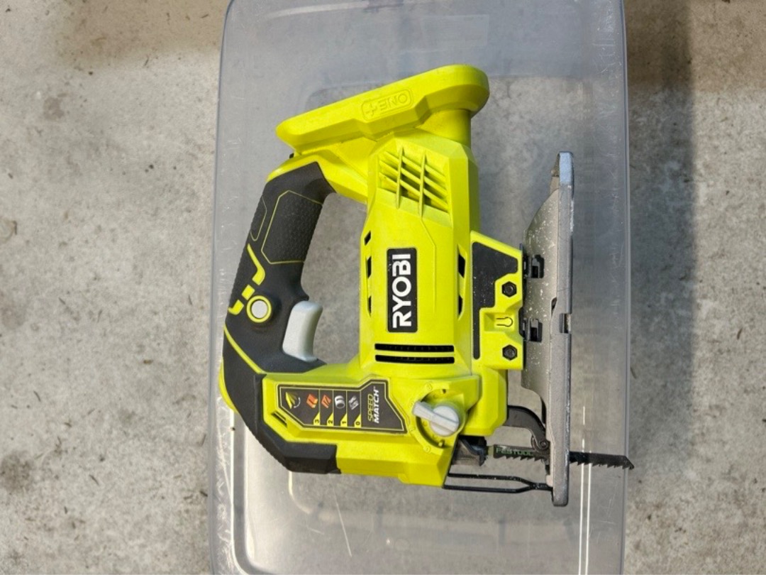Ryobi stikksag