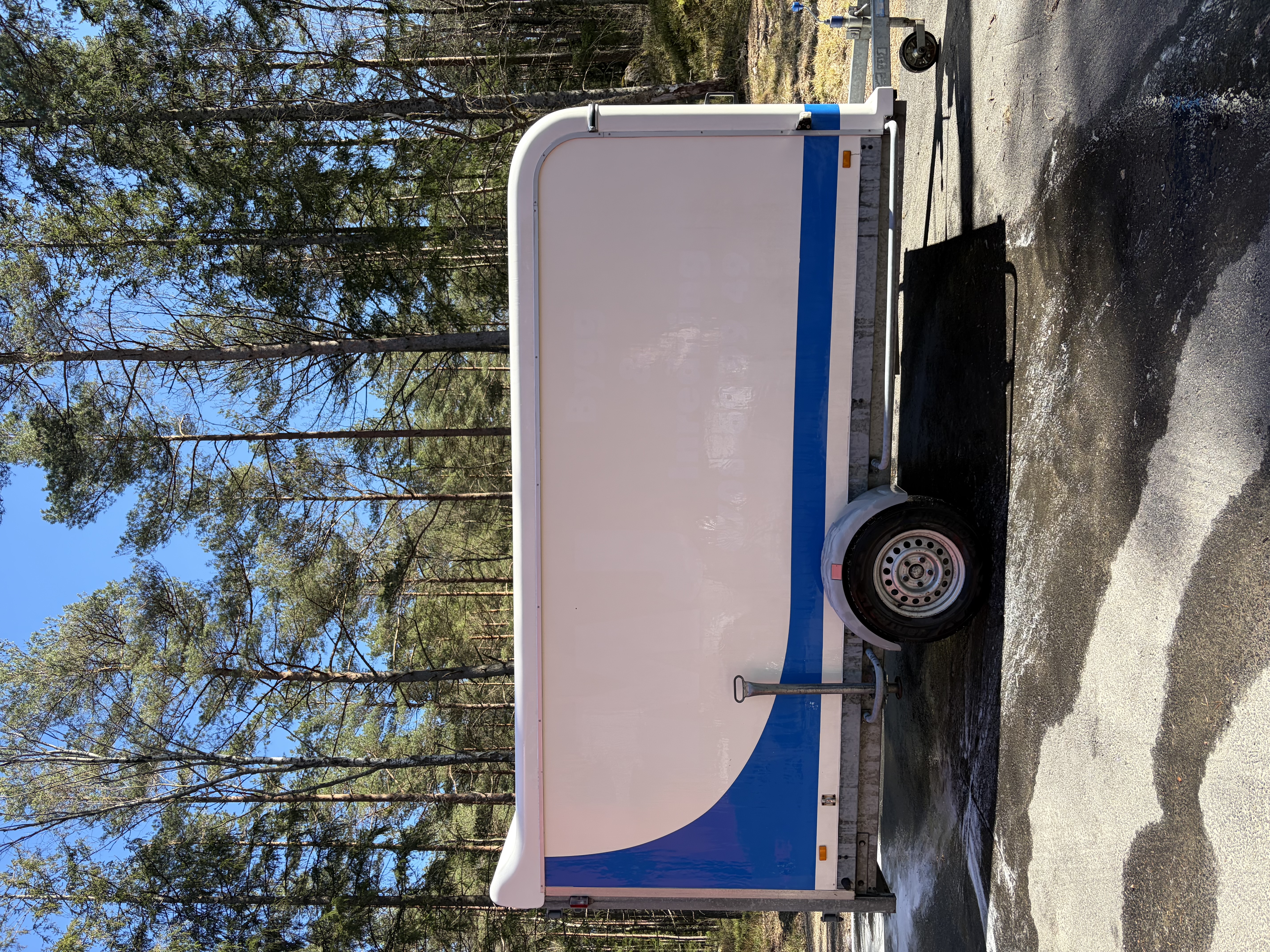 Thule 1300 kåpsläp