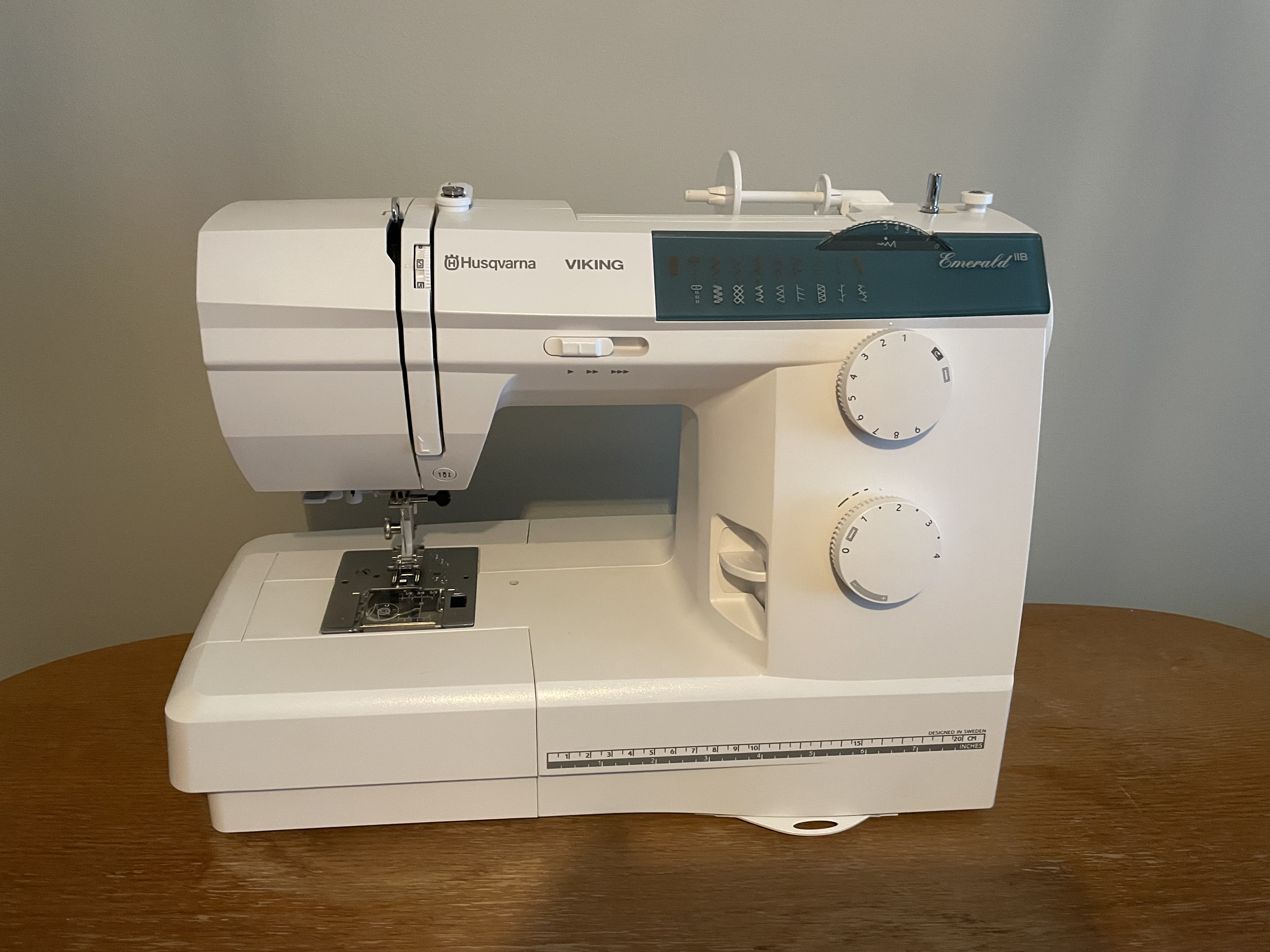 Symaskin husqvarna viking emerald 118