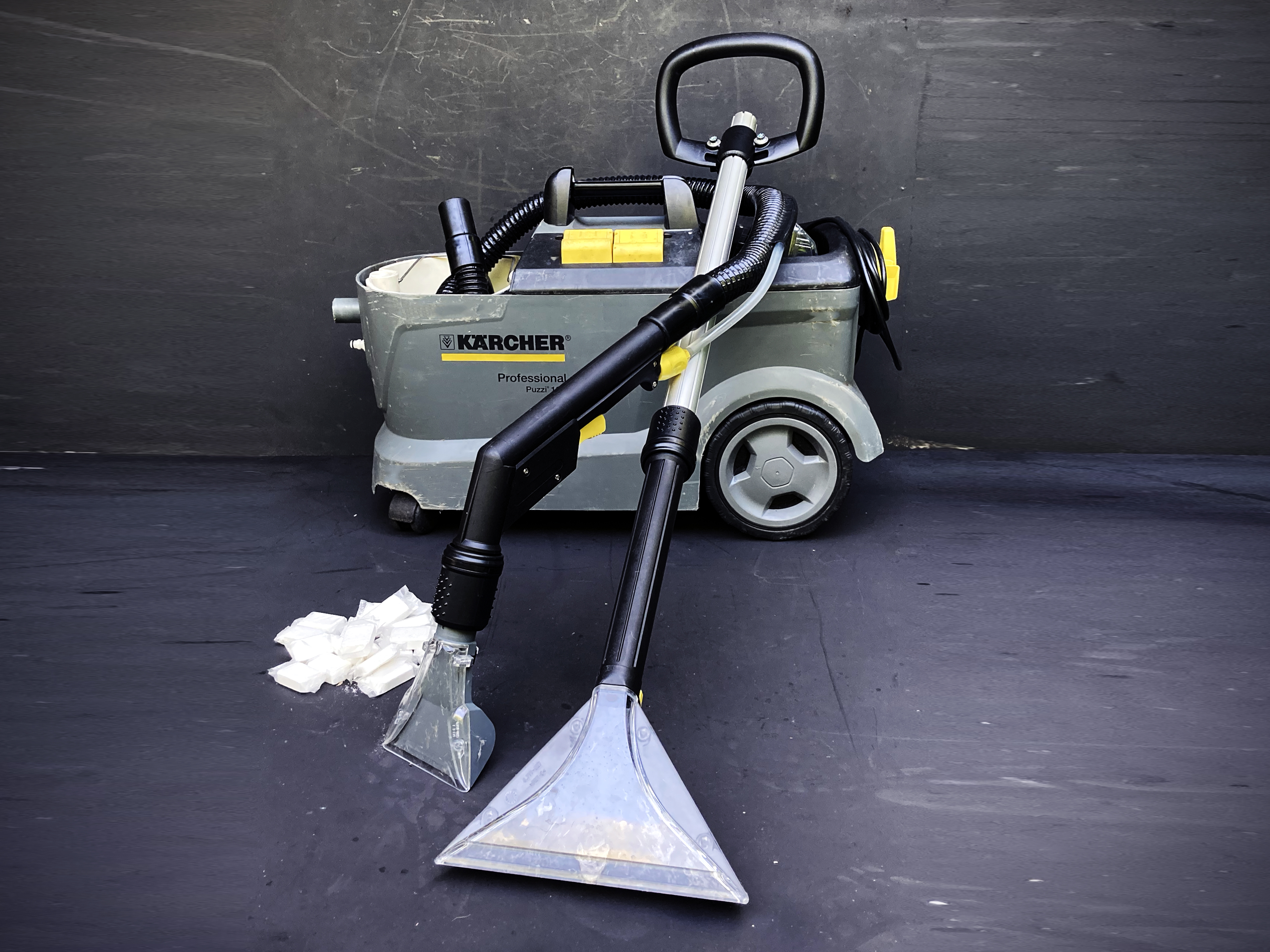  karcher puzzi 10/1 professional carpet and upholstery cleaning  + cleaning tablets, 