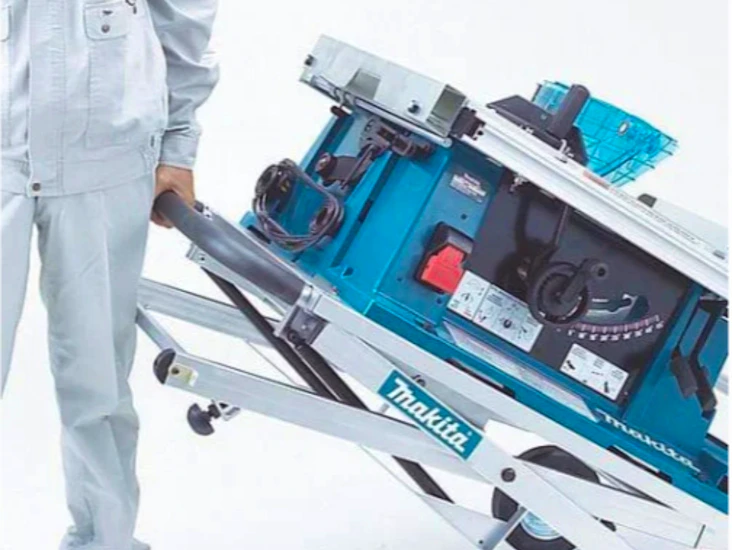 Makita 2704 bordsag proff, med sagbord