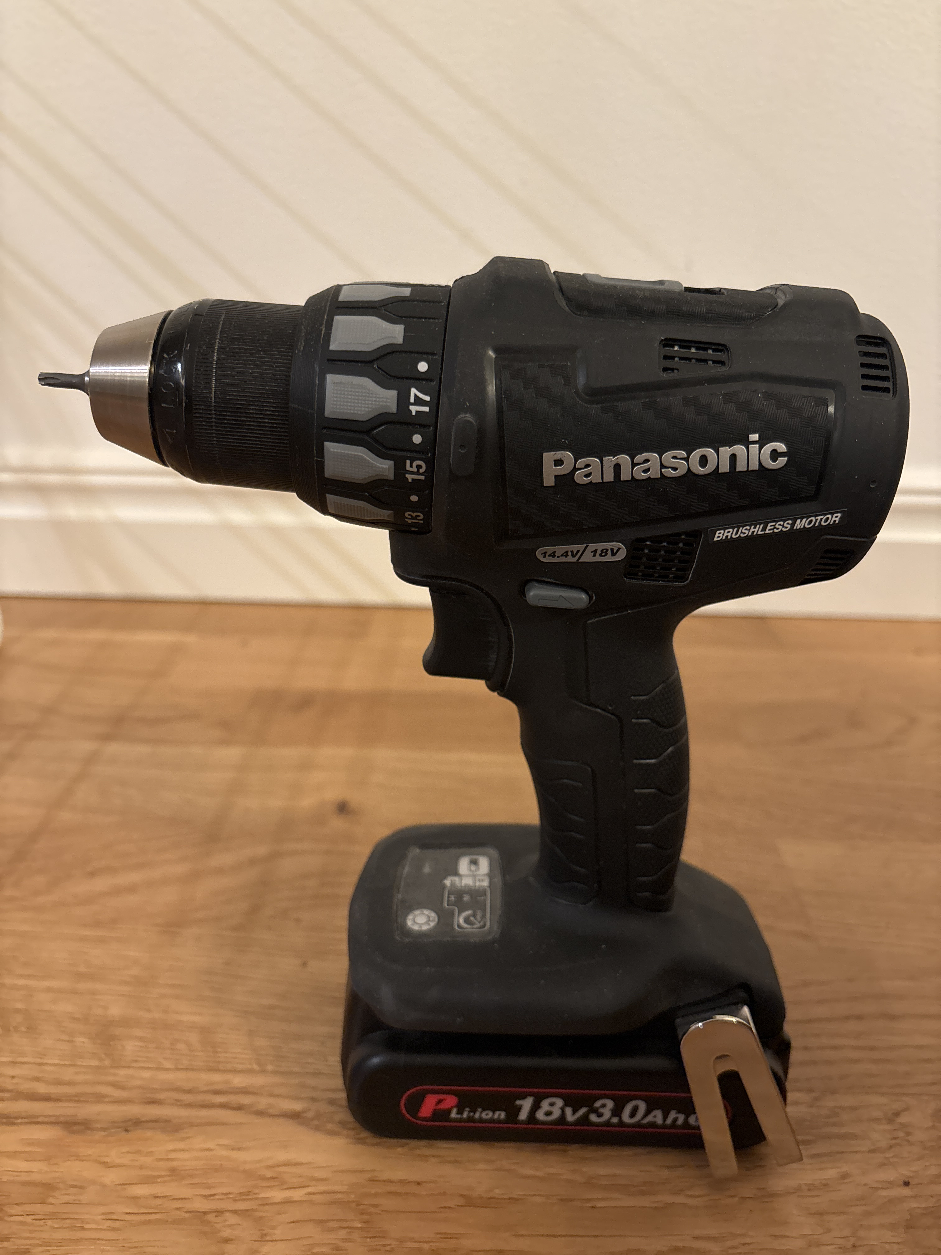 Panasonic borrskruvdragare 