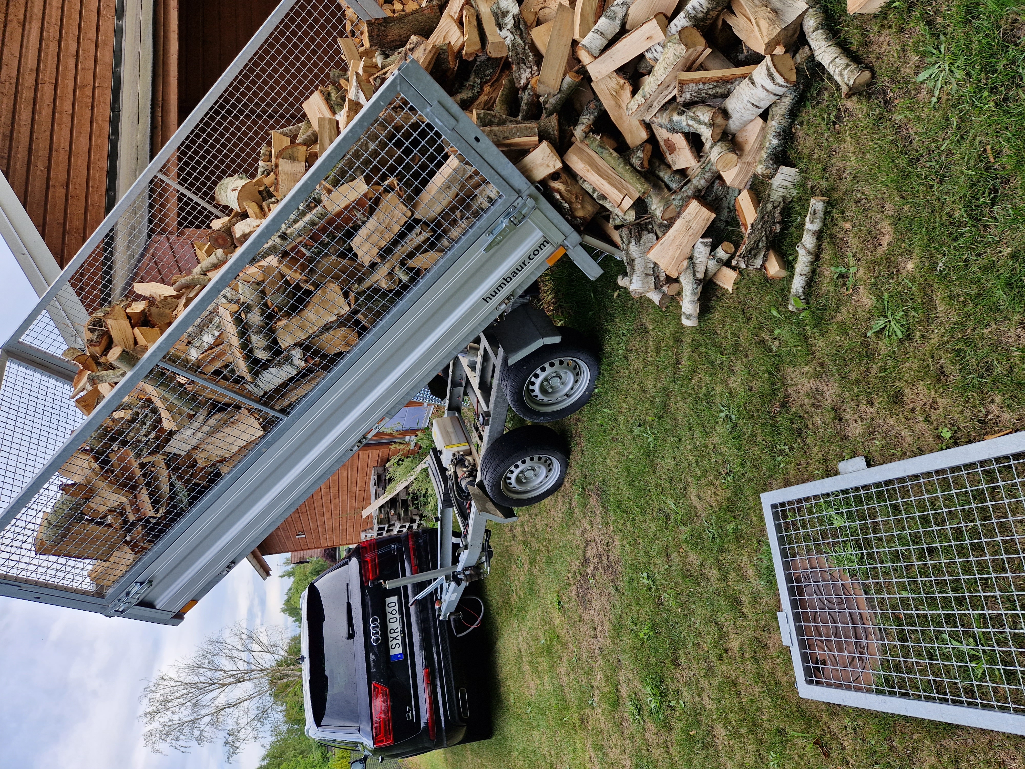 Tippsläp totalvikt 2700kg