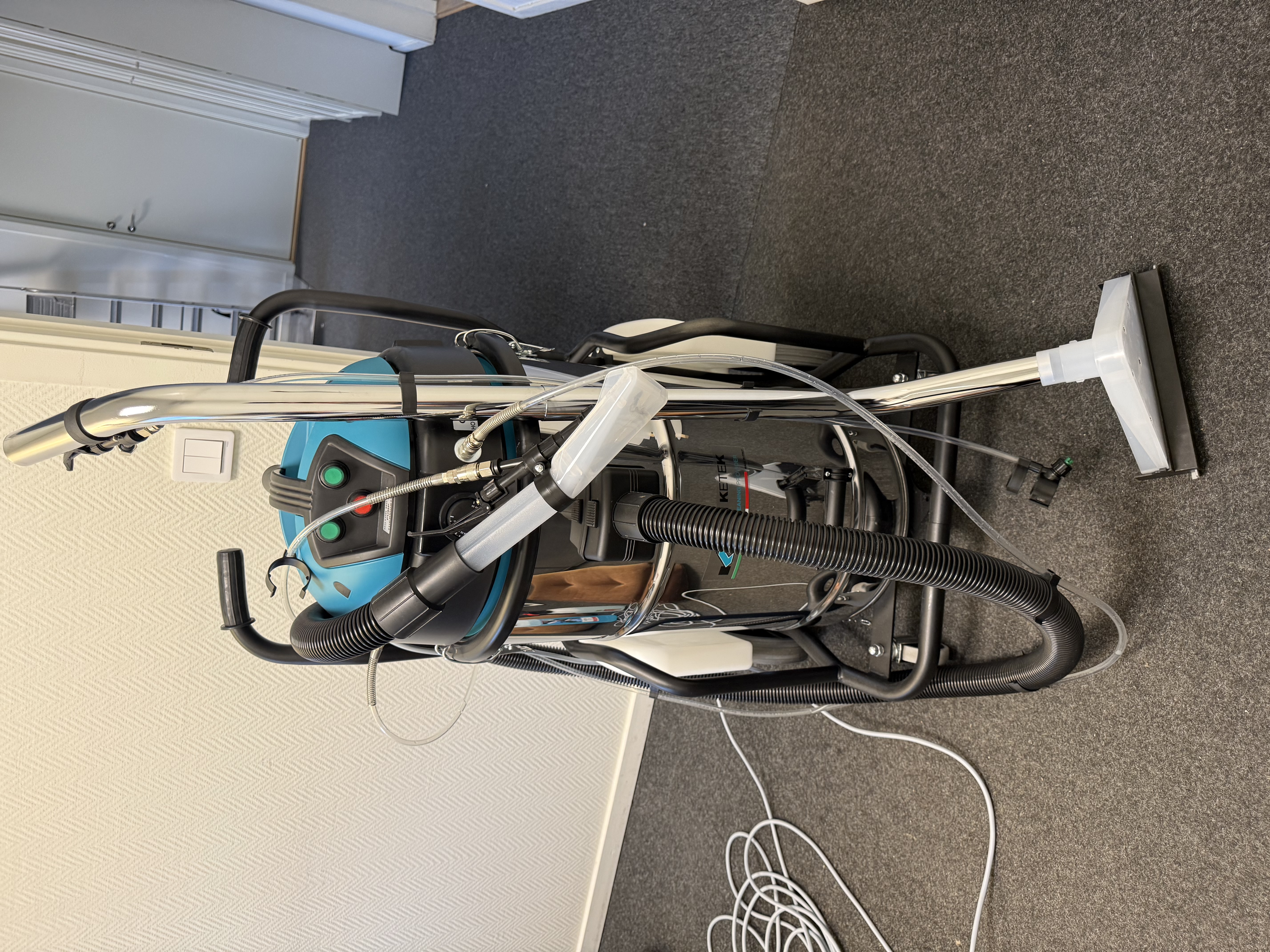 Kraftfull matt och textiltvätt med värme