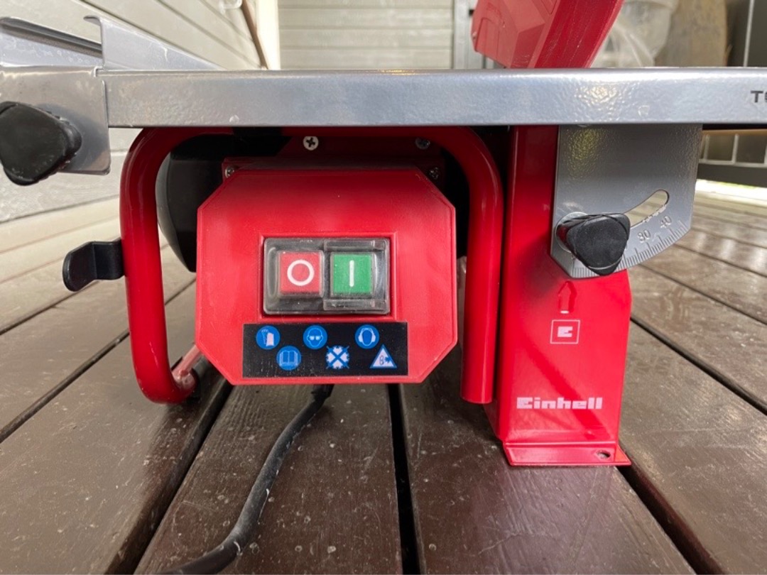 Einhell fliskutter til leie